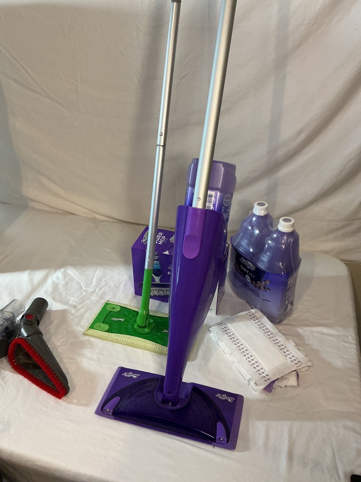 Cleaning equipment and supplies - image 5 of 5