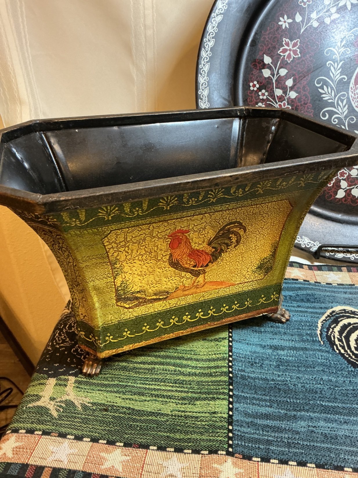 Rooster-themed decorative set - image 6 of 11