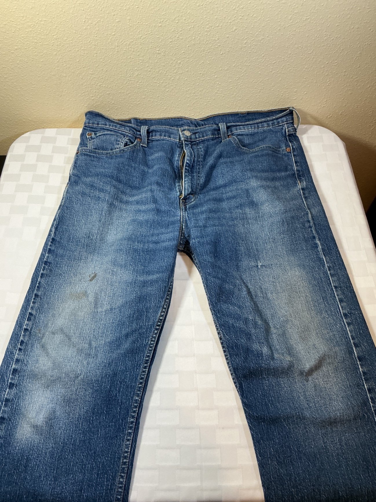 Assorted Levi's Jeans in Blue and Black Denim - image 6 of 9