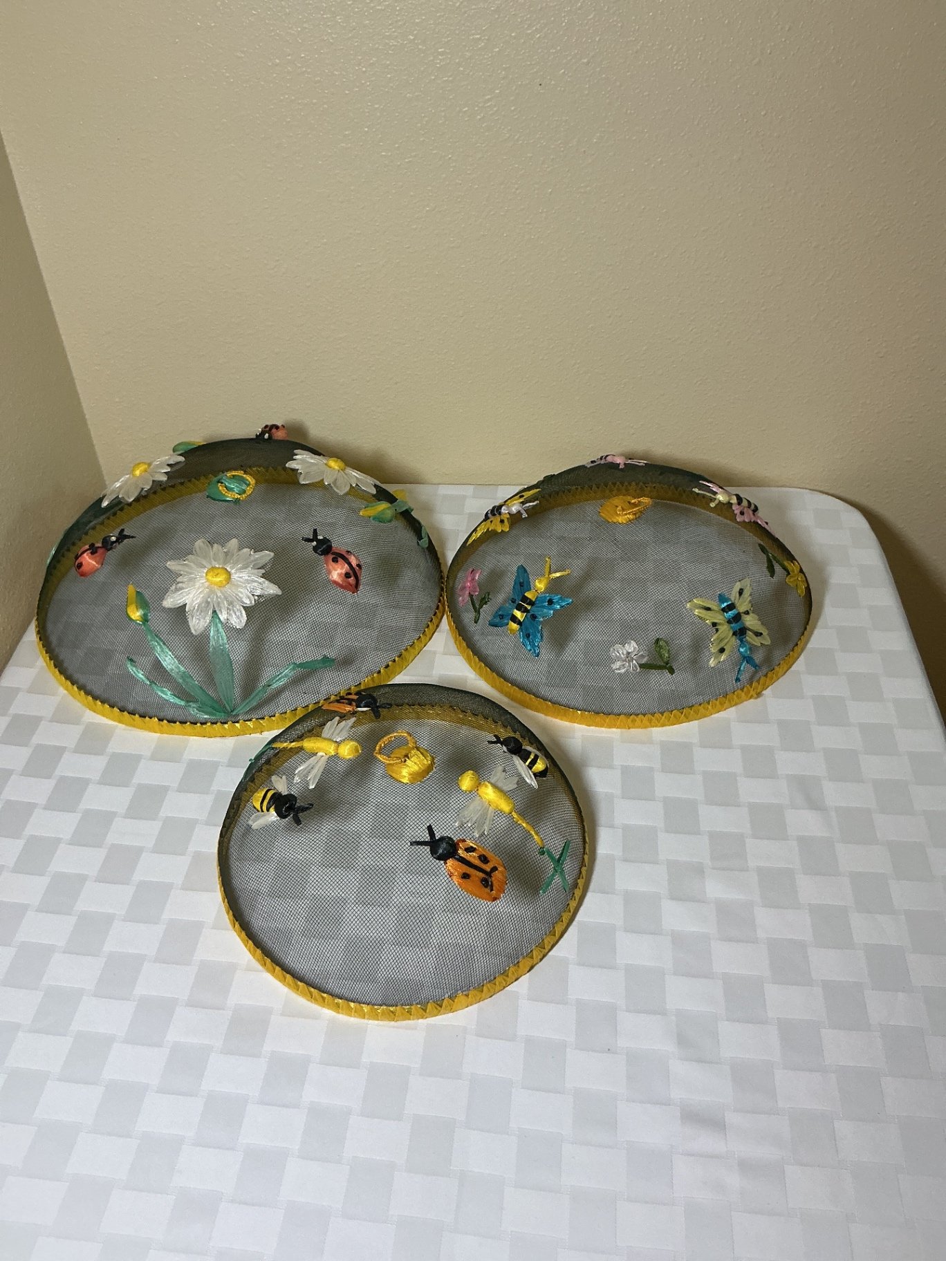 Outdoor Dining - image 2 of 4