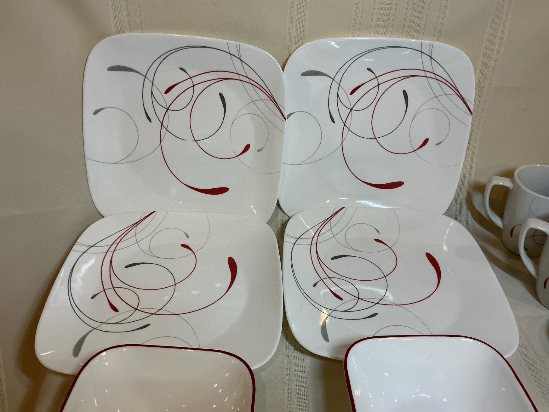 Corelle Square Splendor dinnerware set with swirl pattern - image 3 of 5