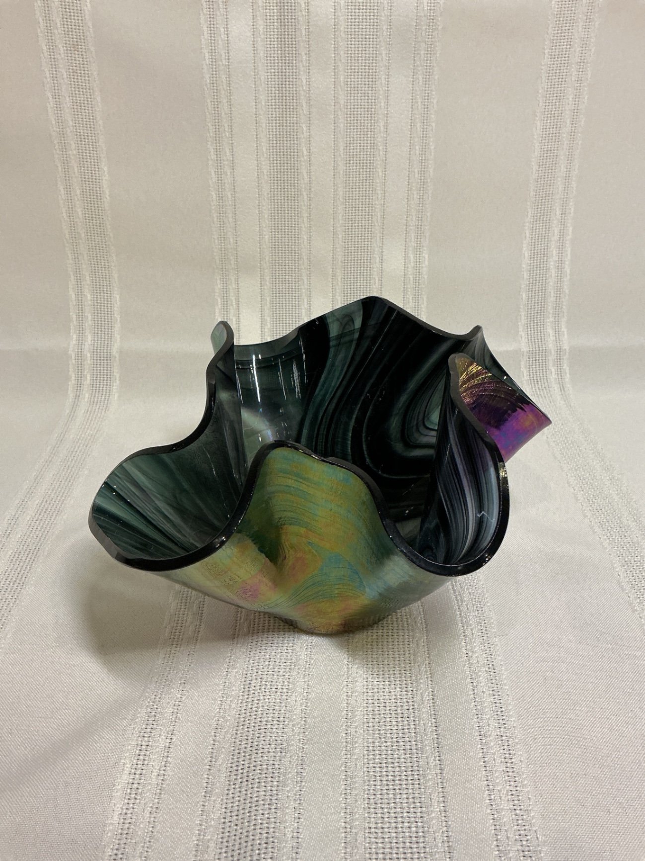 Hand blown multicolored art glass vase and iridescent ruffled bowl. - image 4 of 5