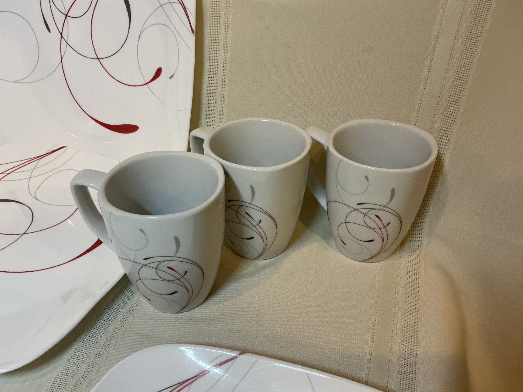 Corelle Square Splendor dinnerware set with swirl pattern - image 4 of 5