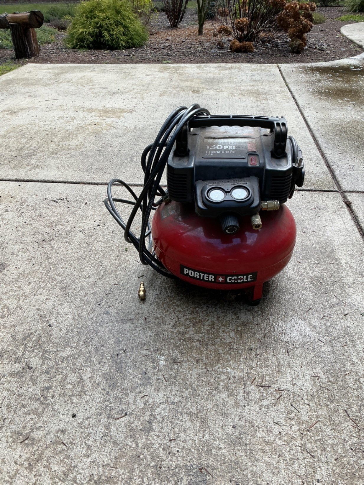 Porter-Cable 6-Gallon Portable Air Compressor - image 1 of 4