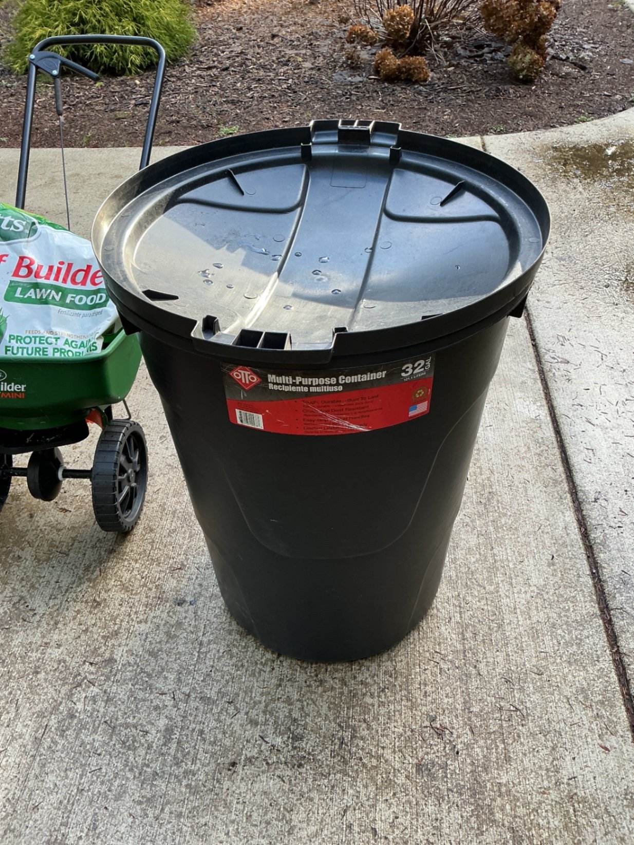 Garden tools and lawn care supplies - image 5 of 6