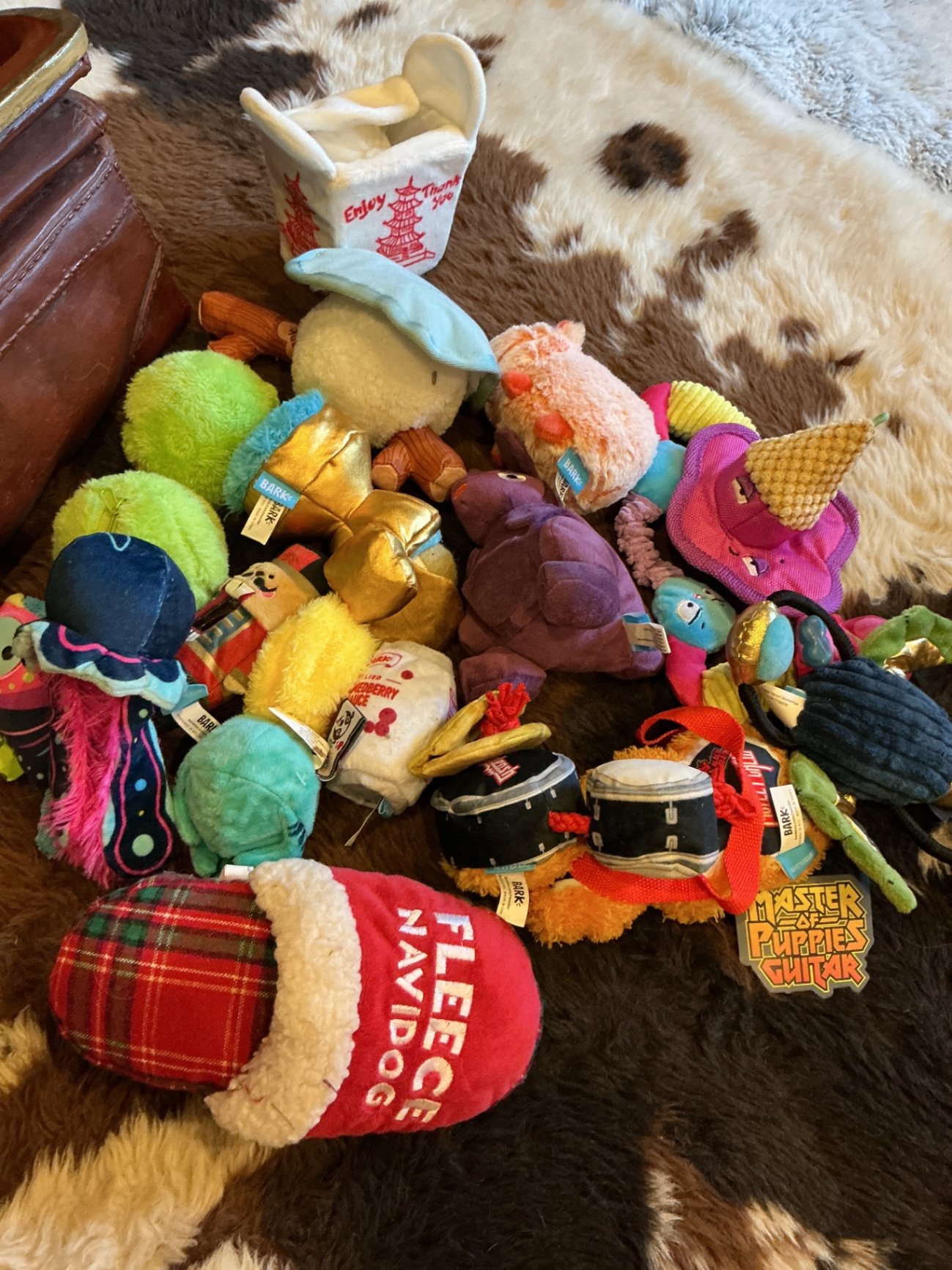 Dog Toys, Accessories, Bedding and Decor - image 7 of 11