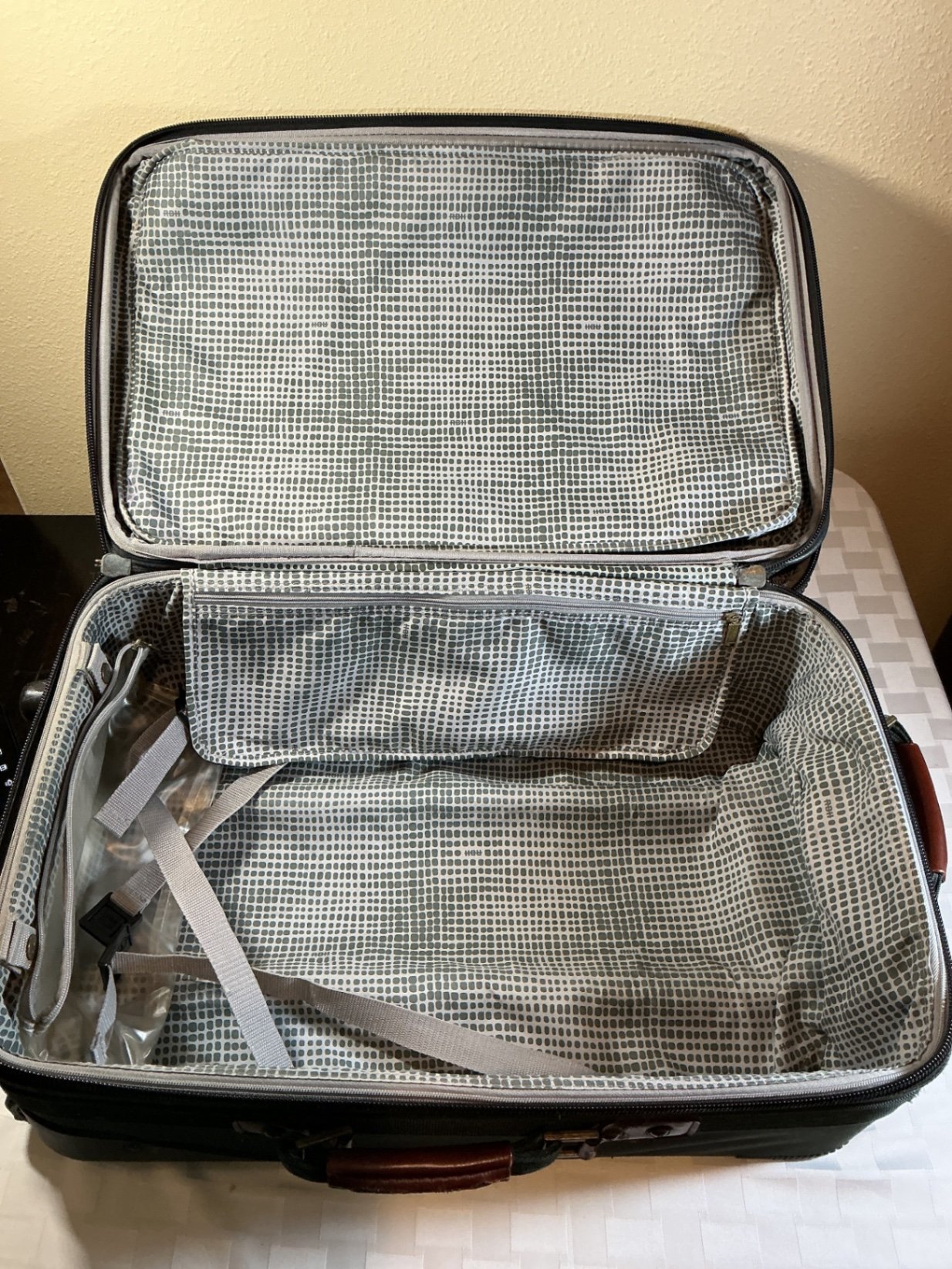 Luggage  - image 6 of 11