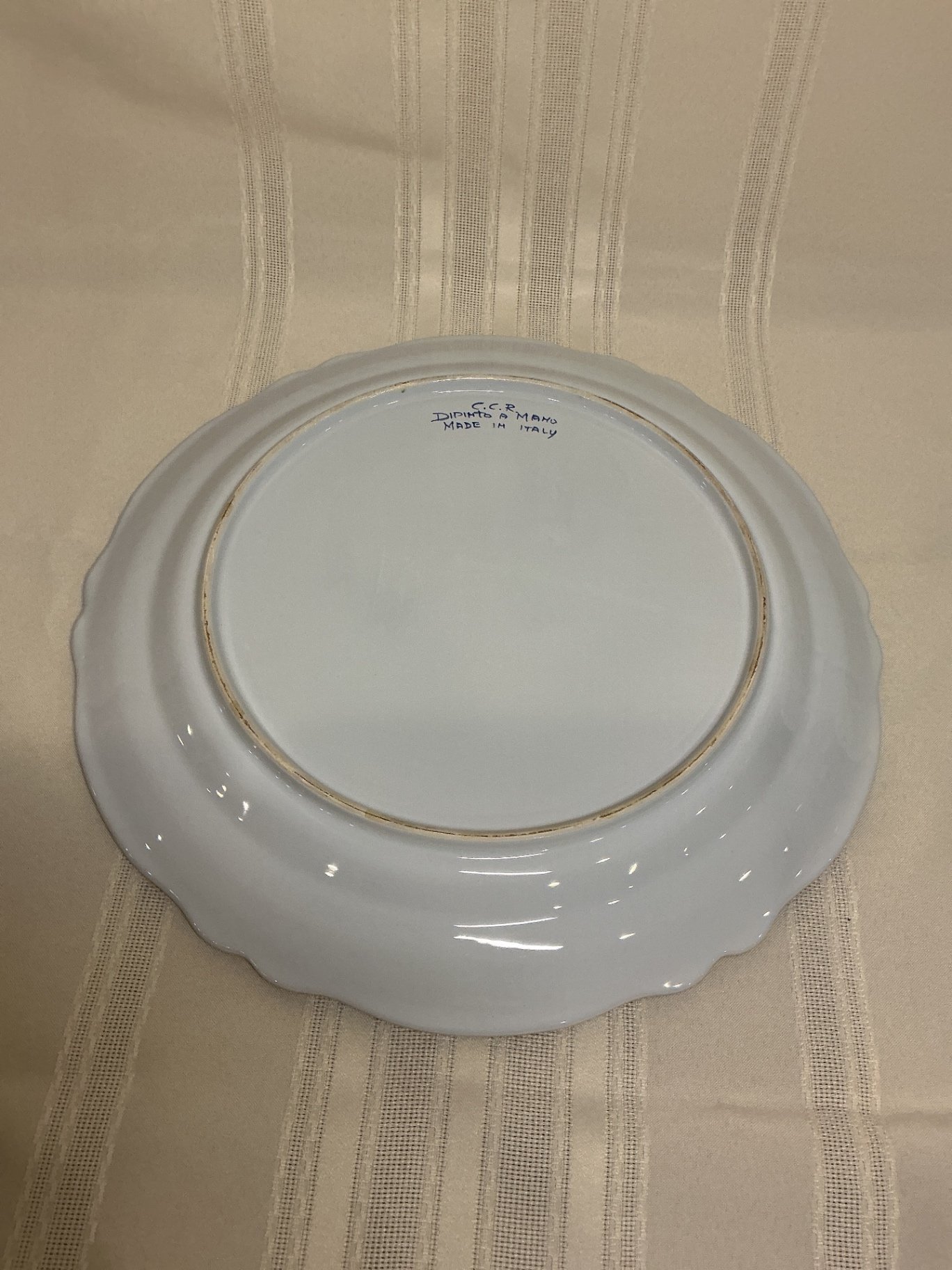 Italian hand-painted ceramic platers. - image 4 of 5