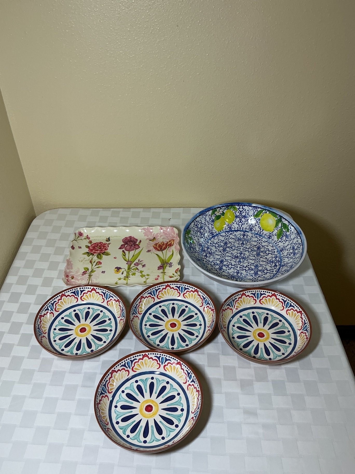 Outdoor Dining - image 3 of 4