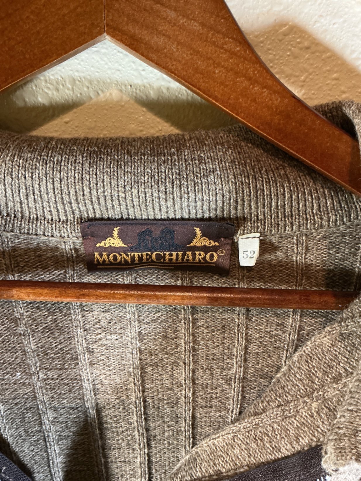 Fine Men’s sweaters and shoes - image 4 of 10