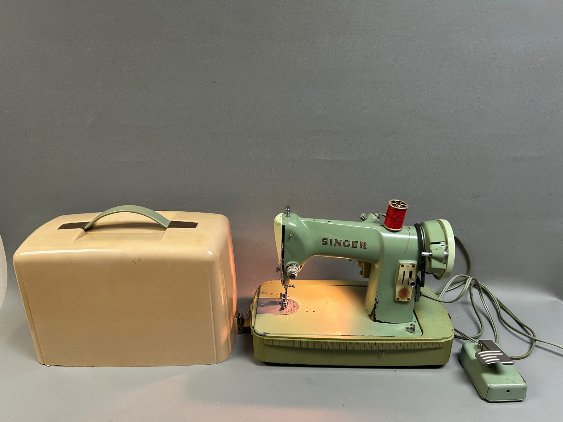 Mid-Century Singer Sewing Machine 1950s-60s  - image 1 of 4