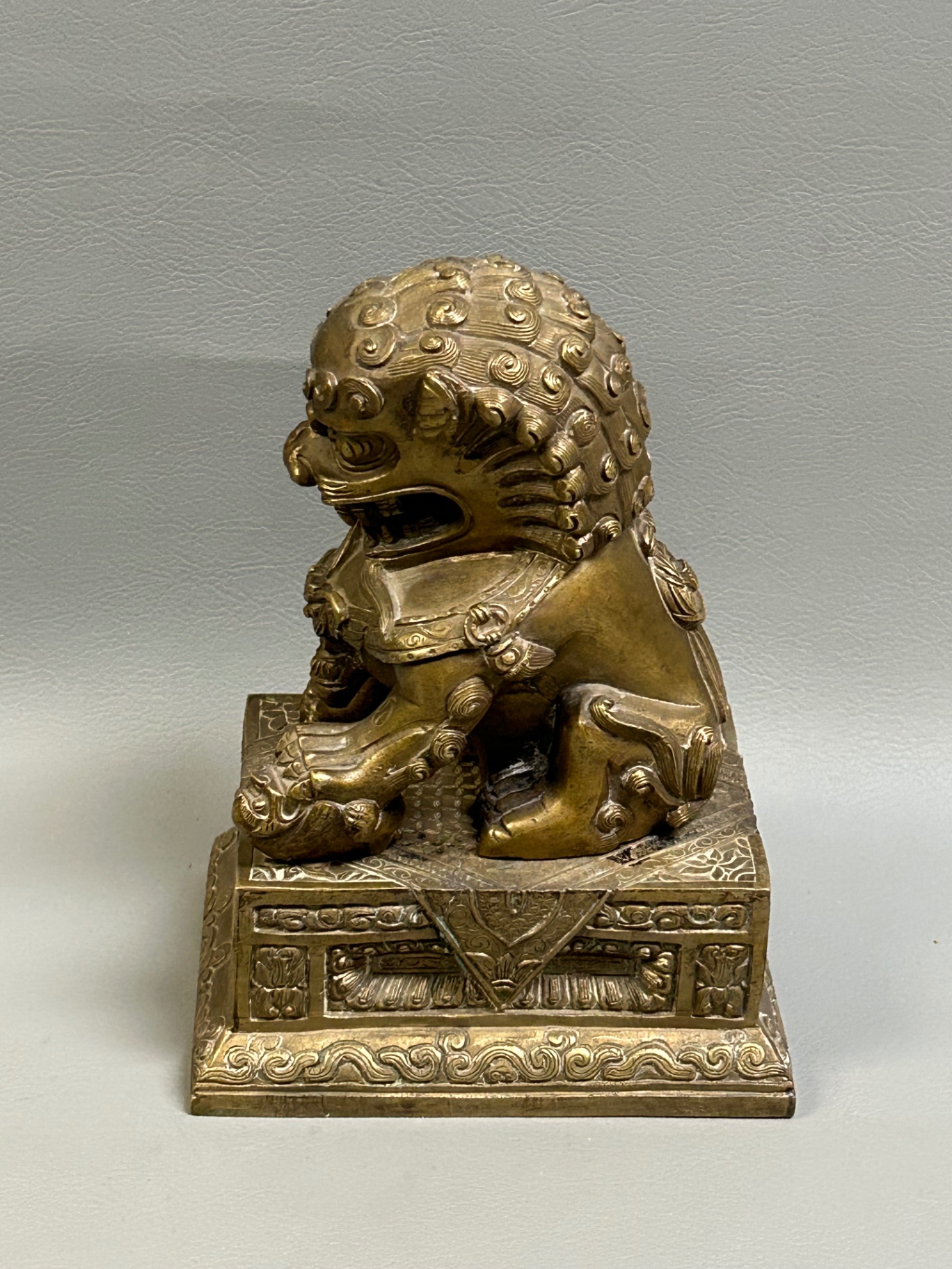 Chinese Bronze Guardian Lion Foodog  Sculpture  - image 4 of 5