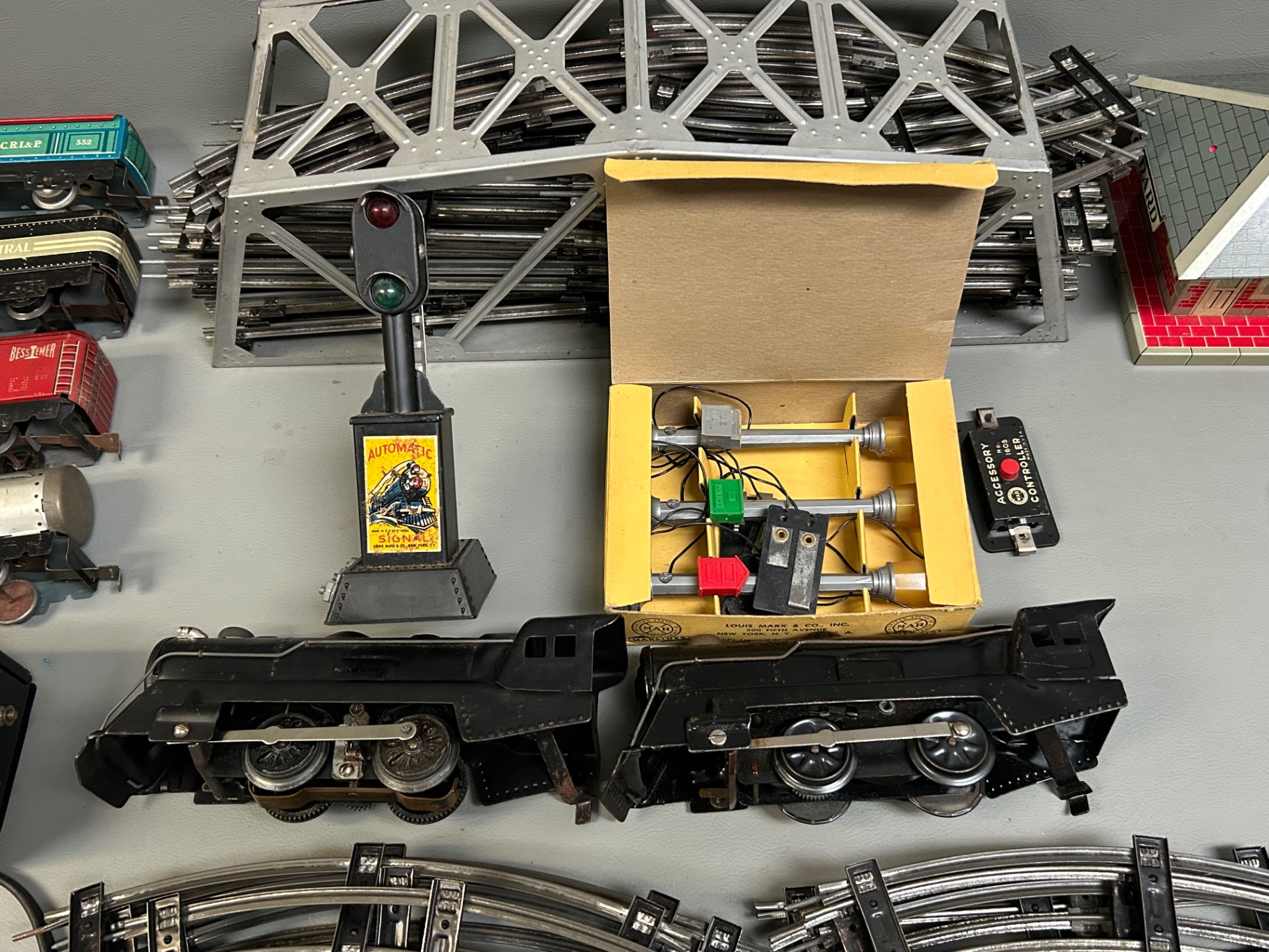 Vintage Marx Lithograph Tin Train Set  - image 3 of 5