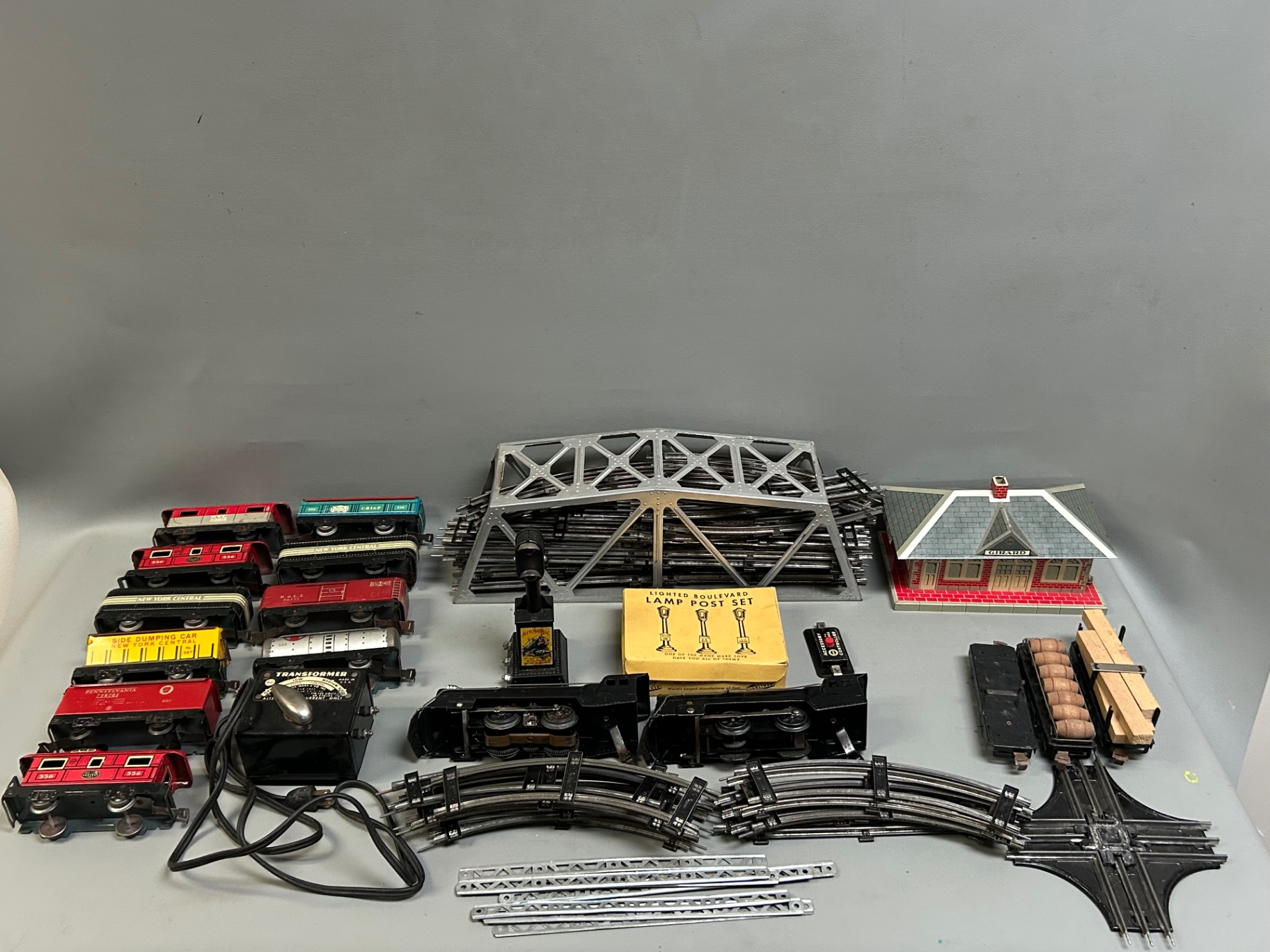 Vintage Marx Lithograph Tin Train Set  - image 1 of 5