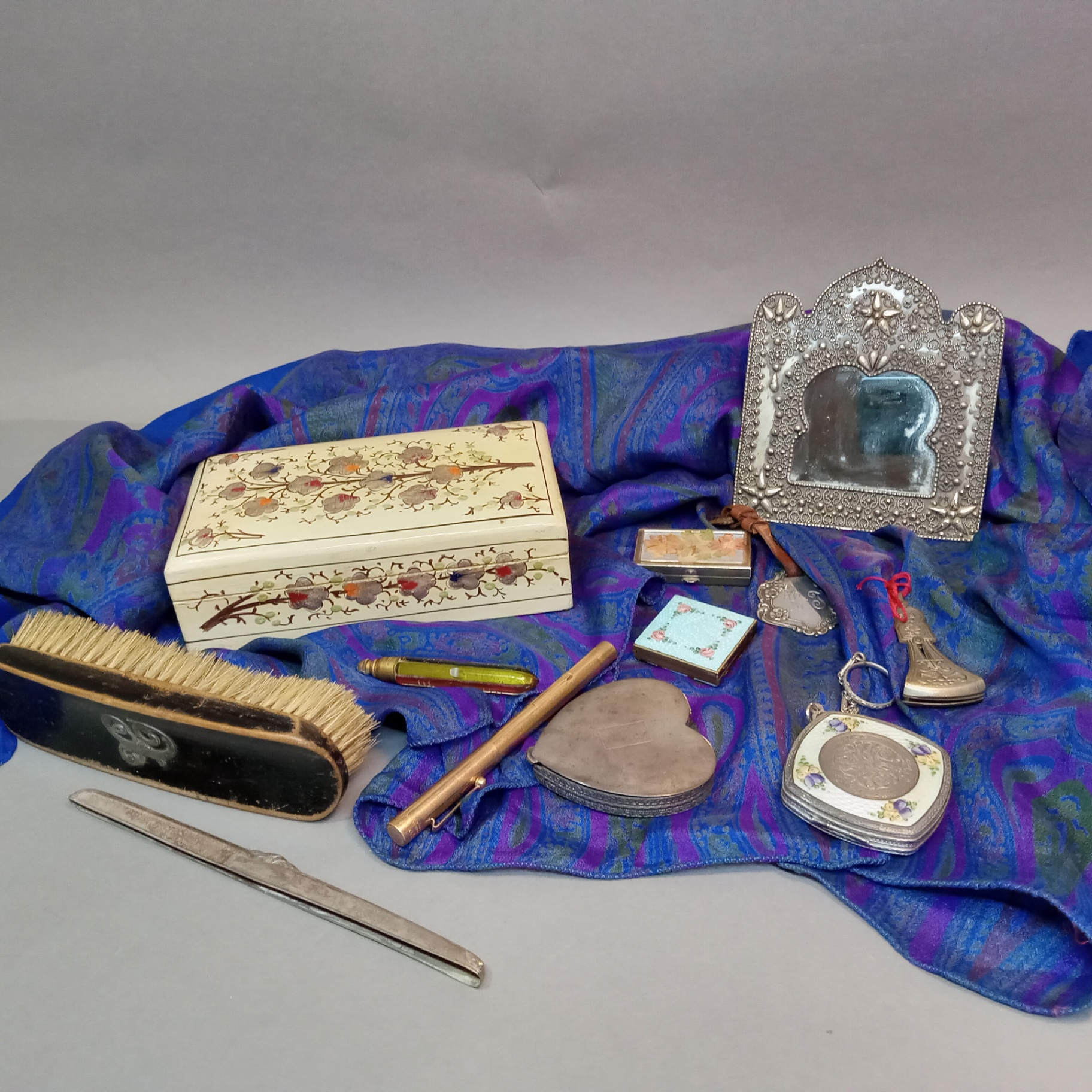 Vintage Vanity w/Sterling (19+dwt) - image 1 of 24
