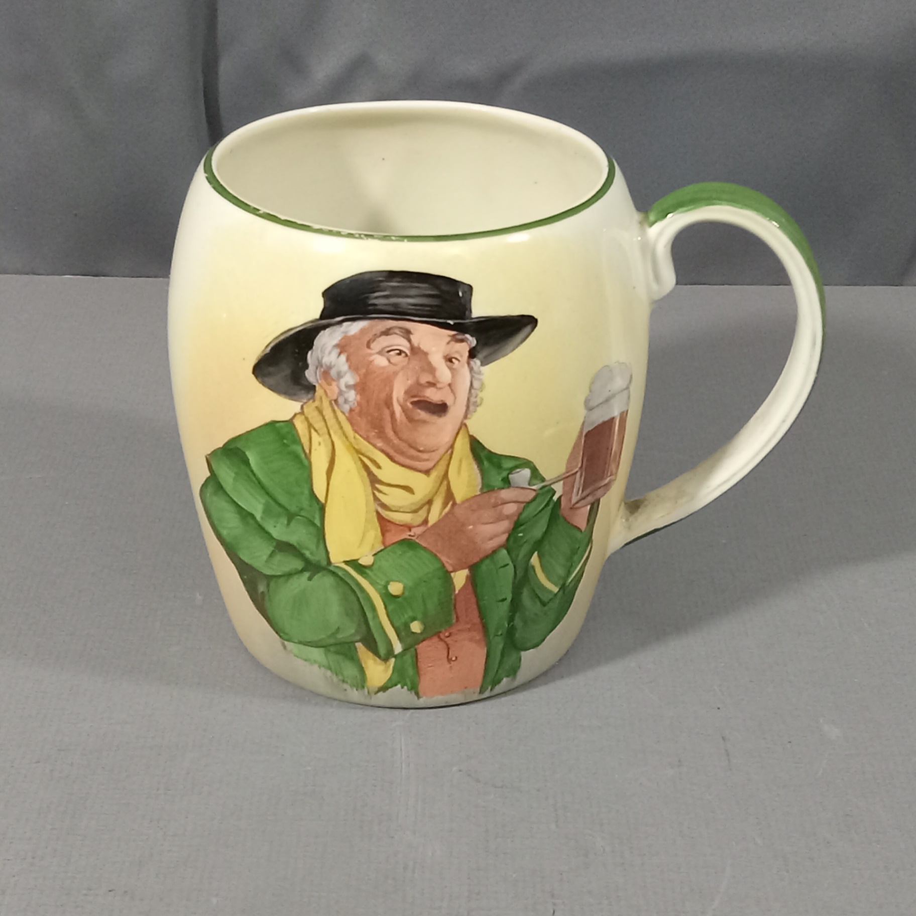 Green Ceramic & Glass Decor - image 8 of 20
