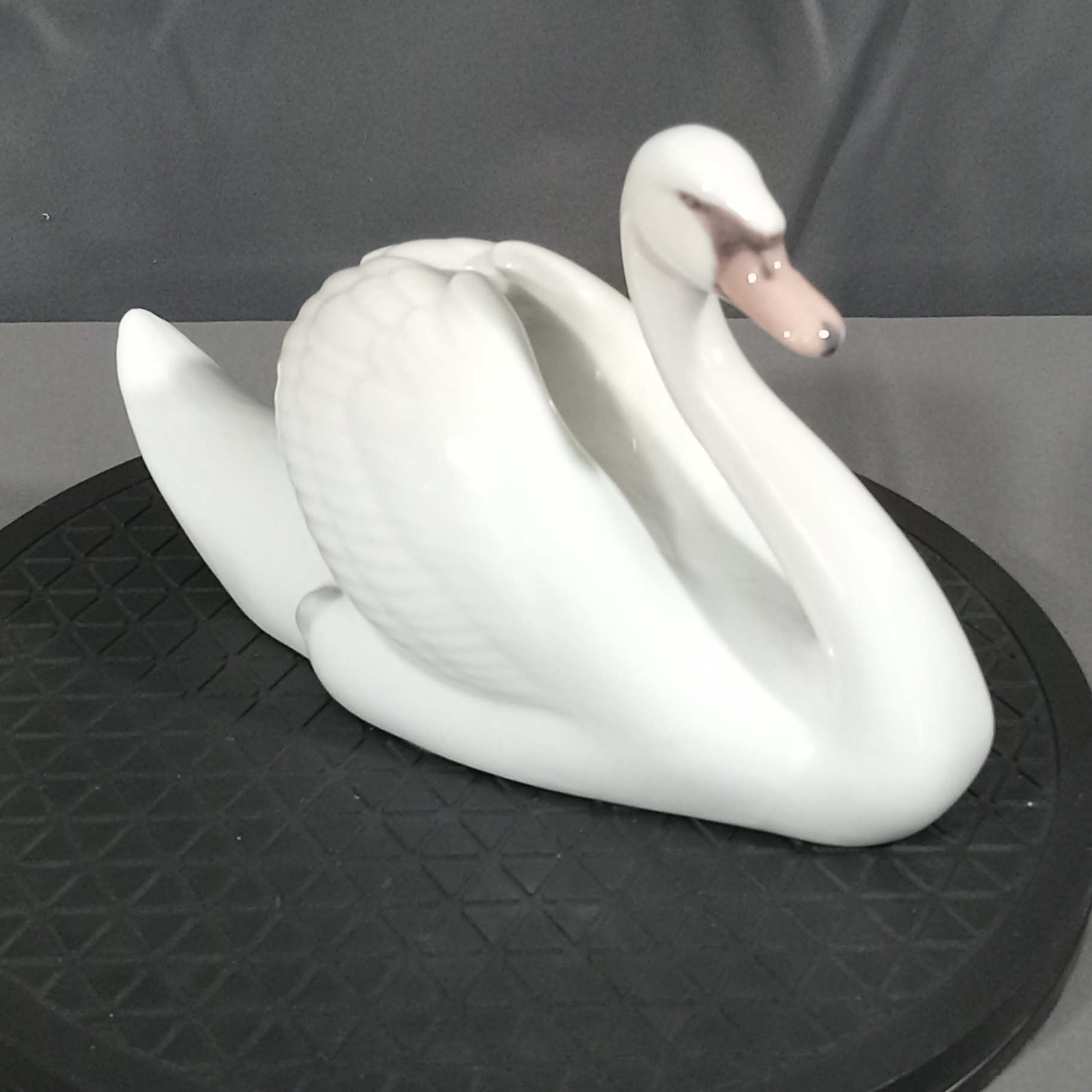 Royal Copenhagen Swan & Ducks Figurines - image 2 of 9