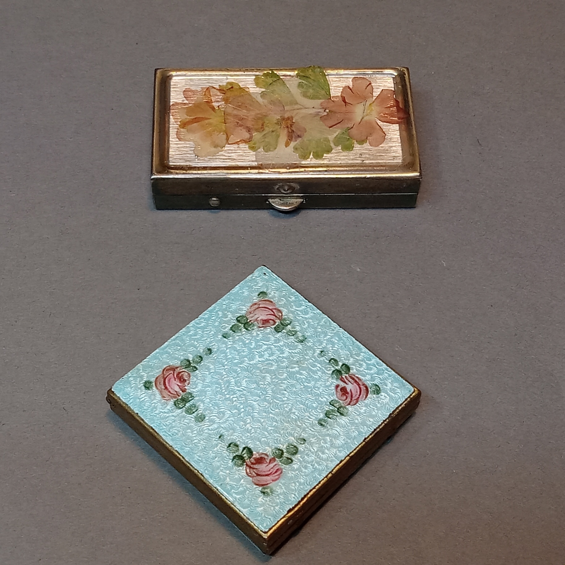 Vintage Vanity w/Sterling (19+dwt) - image 9 of 24