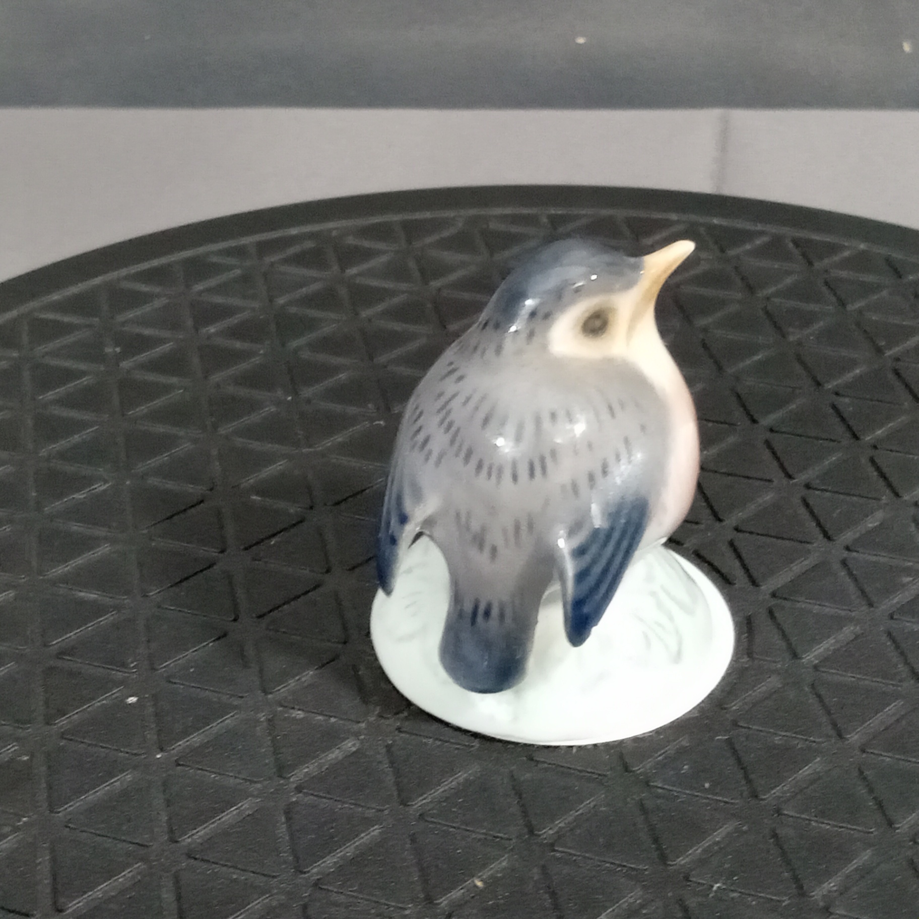 Royal Copenhagen Bird Figurines - image 12 of 13