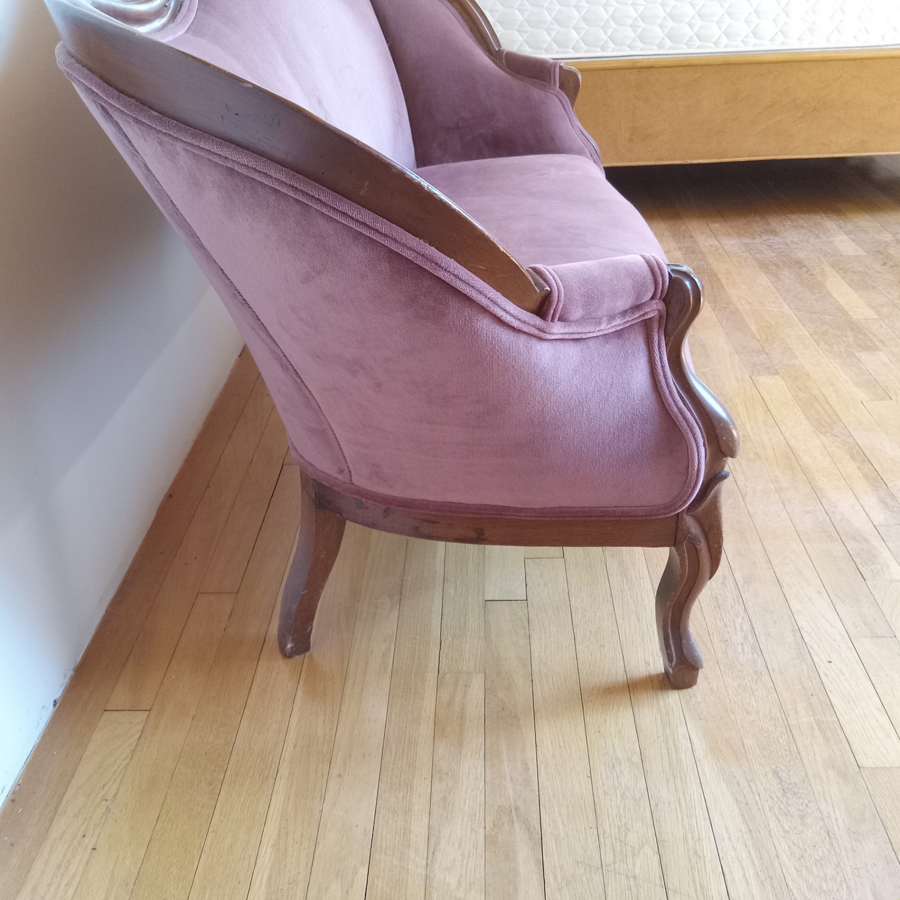 Antique Velvet Mauve Settee - image 7 of 12