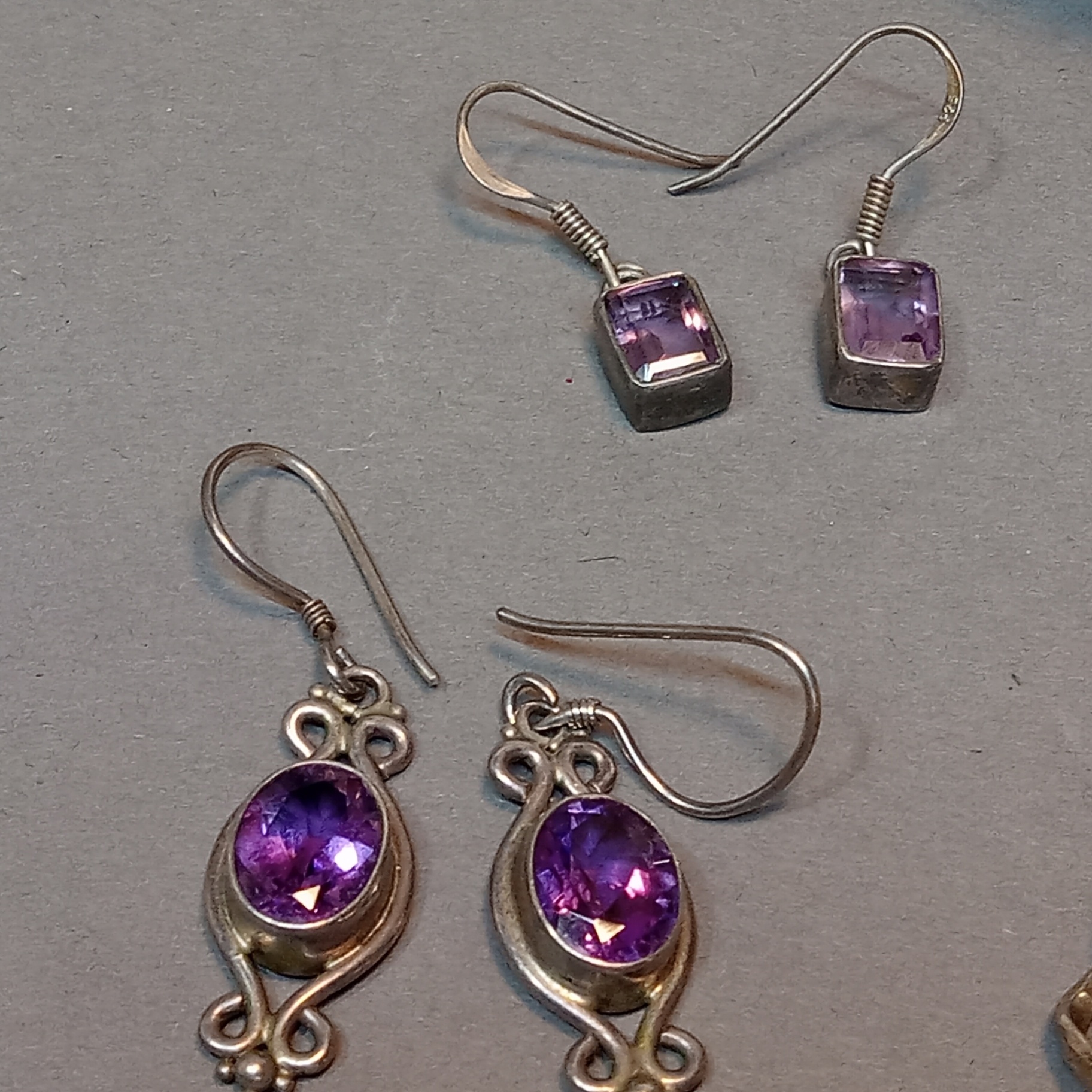 Silver & Amethyst Jewerly - image 8 of 12