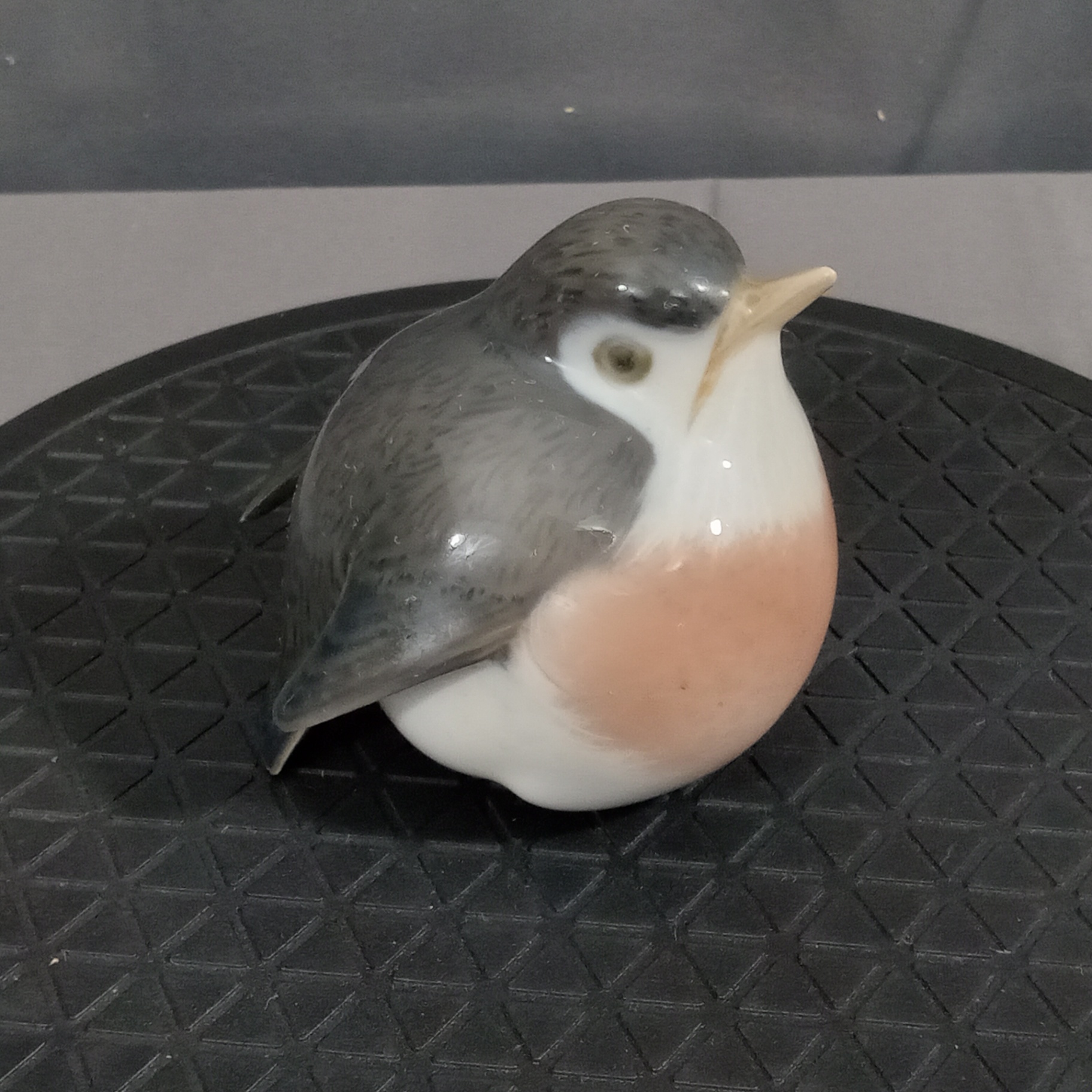 Royal Copenhagen Bird Figurines - image 4 of 13