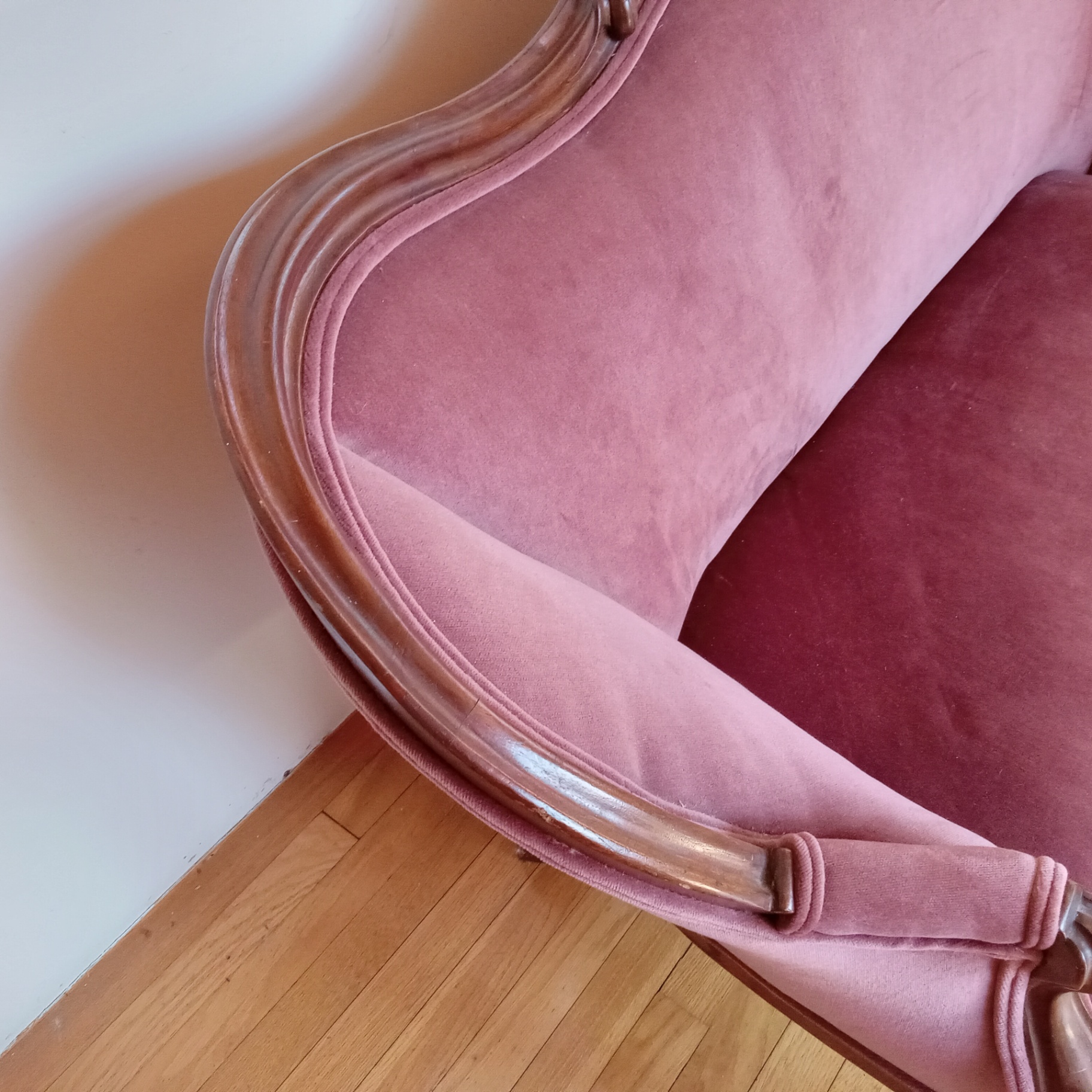 Antique Velvet Mauve Settee - image 6 of 12