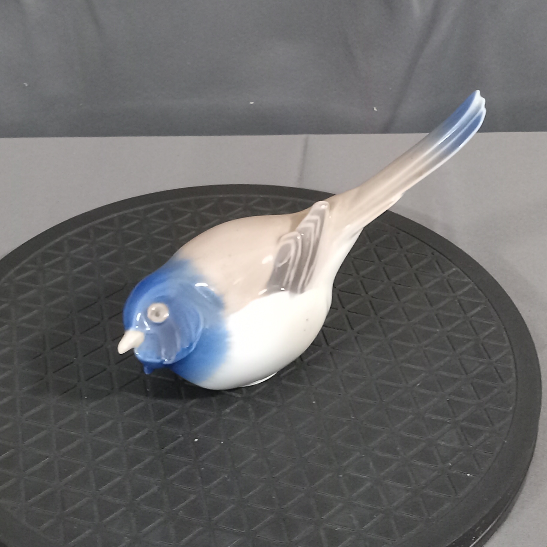Royal Copenhage, Bing & Grondahl Bird Figurines - image 2 of 14