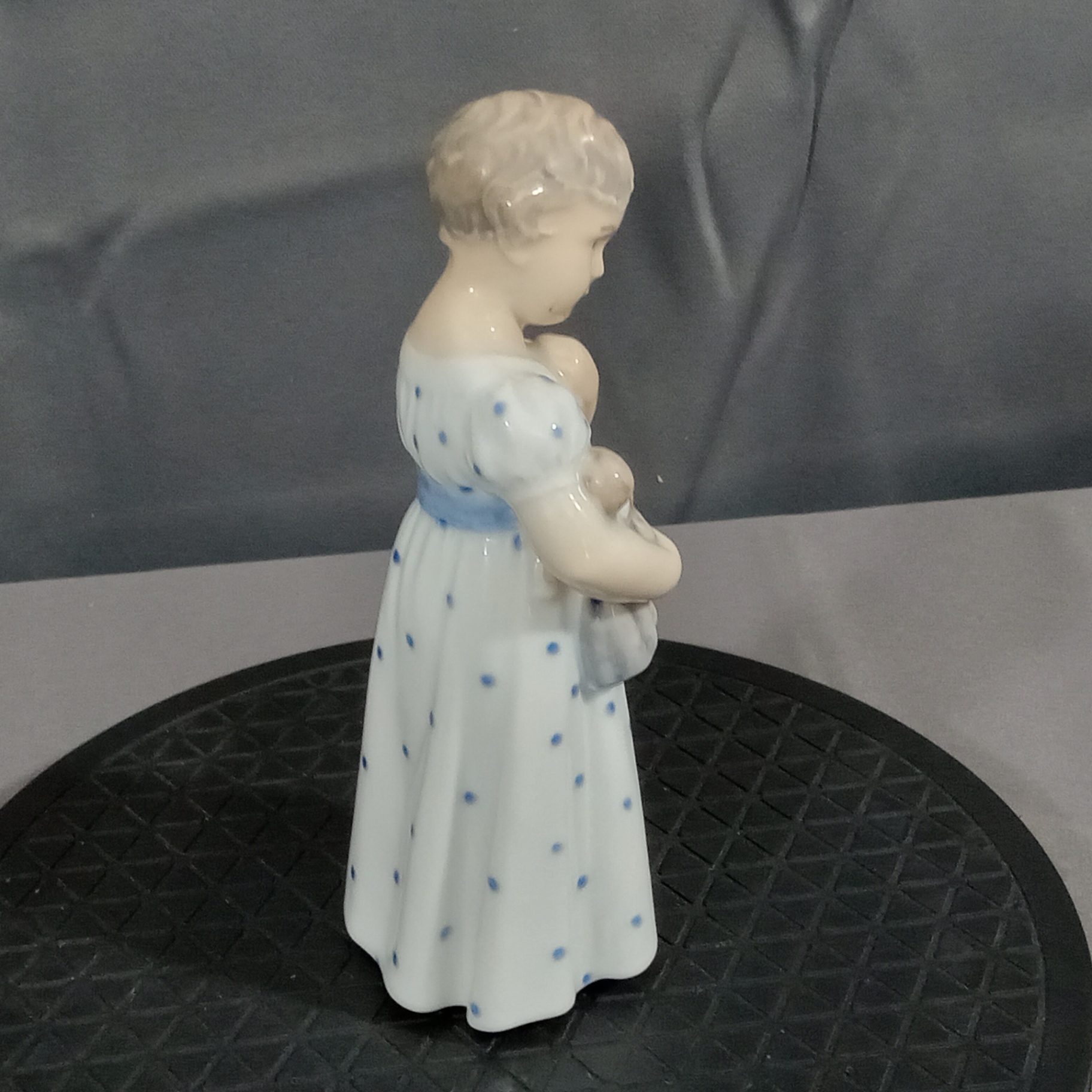Royal Copenhagen Figurines - image 8 of 14