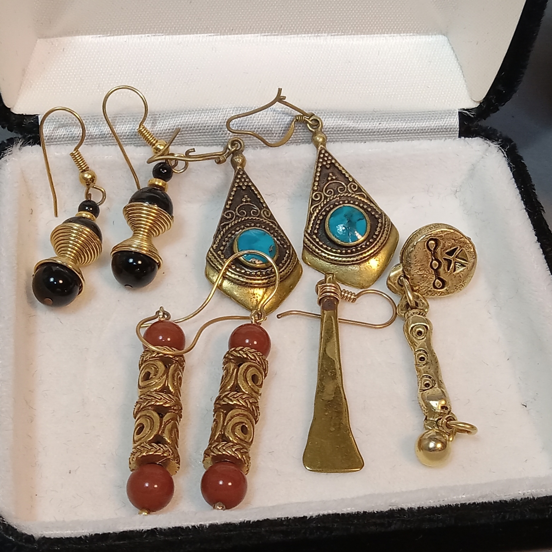I Got This At the Museum Gift Shop - image 4 of 21