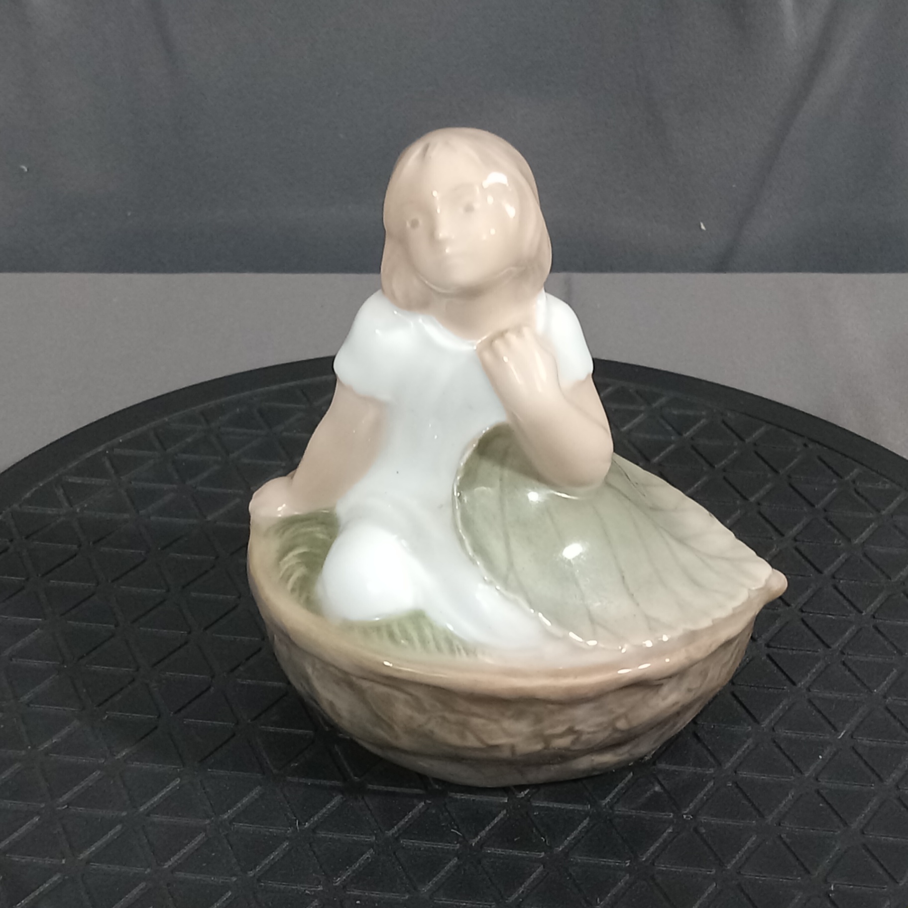 Royal Copenhagen Figurines - image 2 of 13