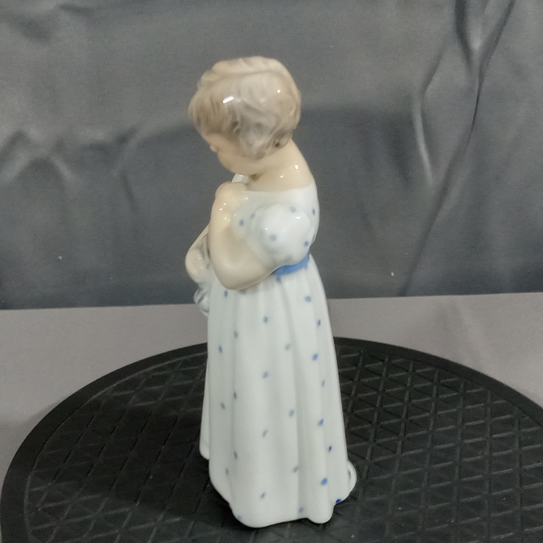 Royal Copenhagen Figurines - image 7 of 14