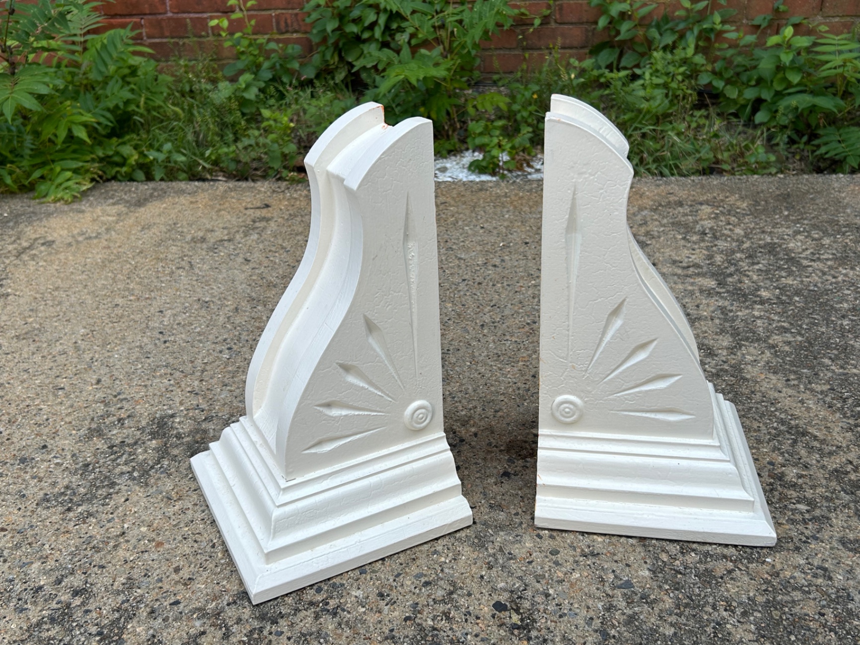 Wooden Architecture Corbels  - image 5 of 6