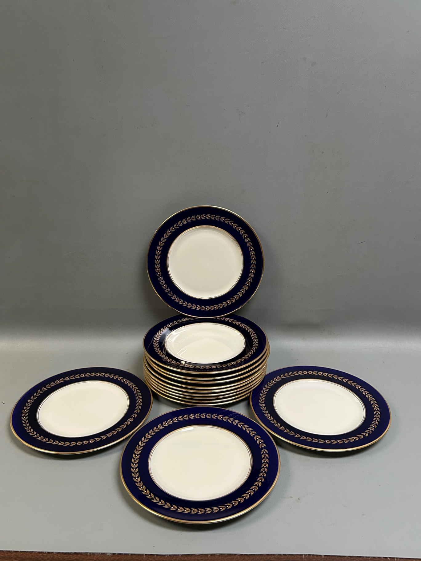 Tatler of Trenton Dinner Plates  - image 1 of 4