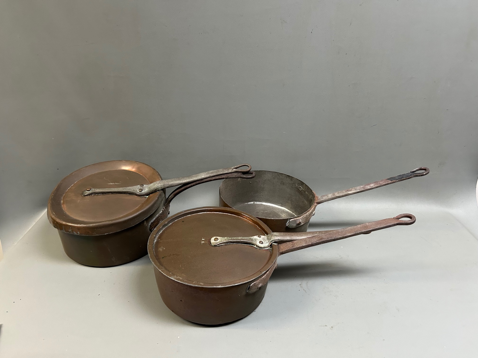 Antique Hotel de Paris/ E. Dehillerin French Copper Ware Pots  - image 1 of 8