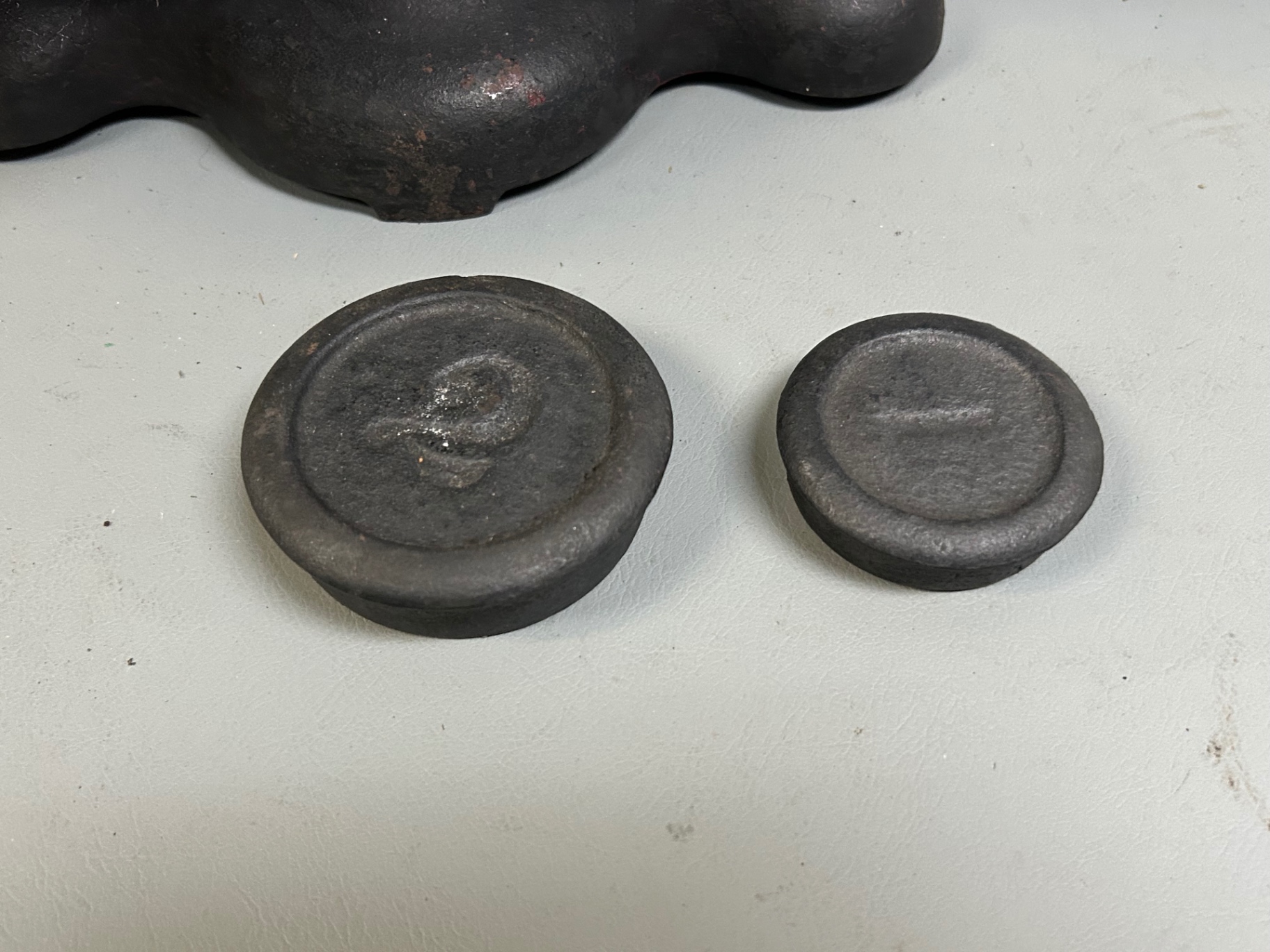 Antique French Force Kilo Cast Iron Balance Scale  - image 4 of 7