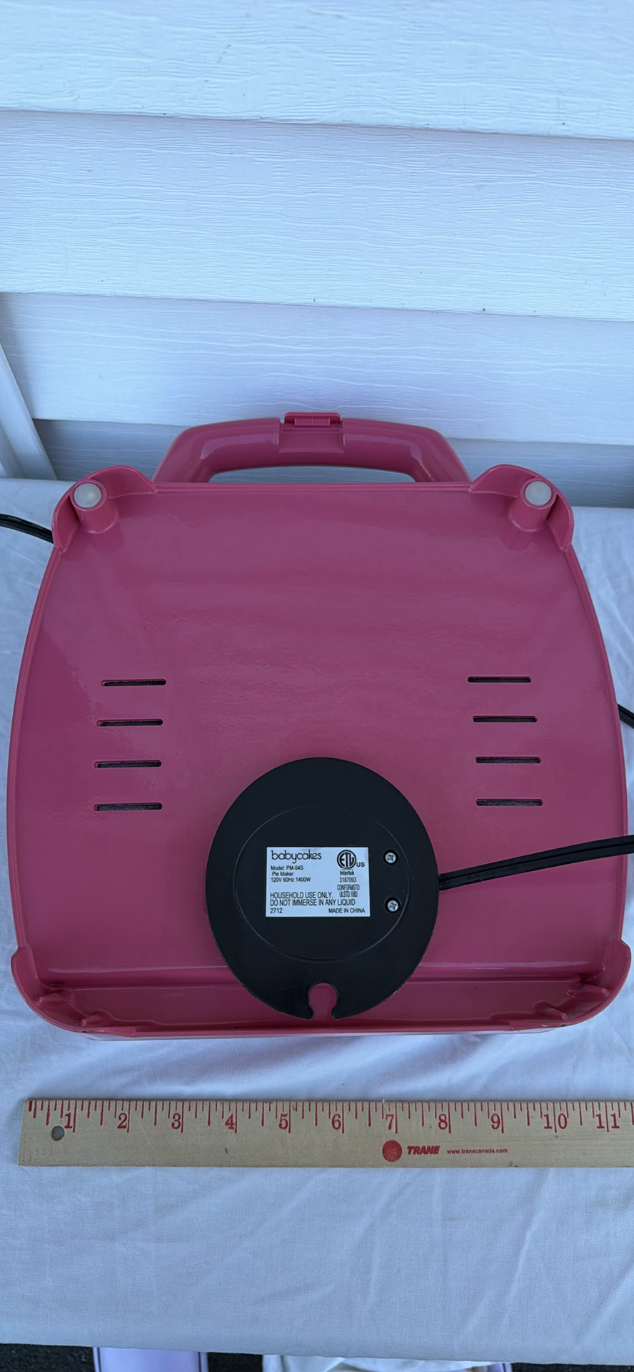 Babycakes Four-Well Electric Press Appliance - image 3 of 5