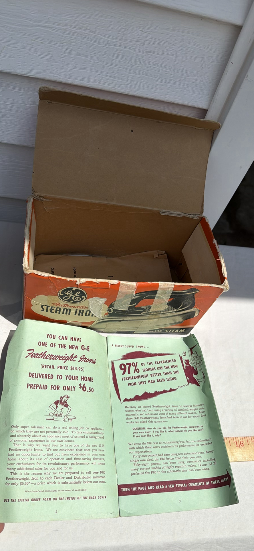 Vintage General Electric Automatic Steam Iron Model F90 Box - image 13 of 20
