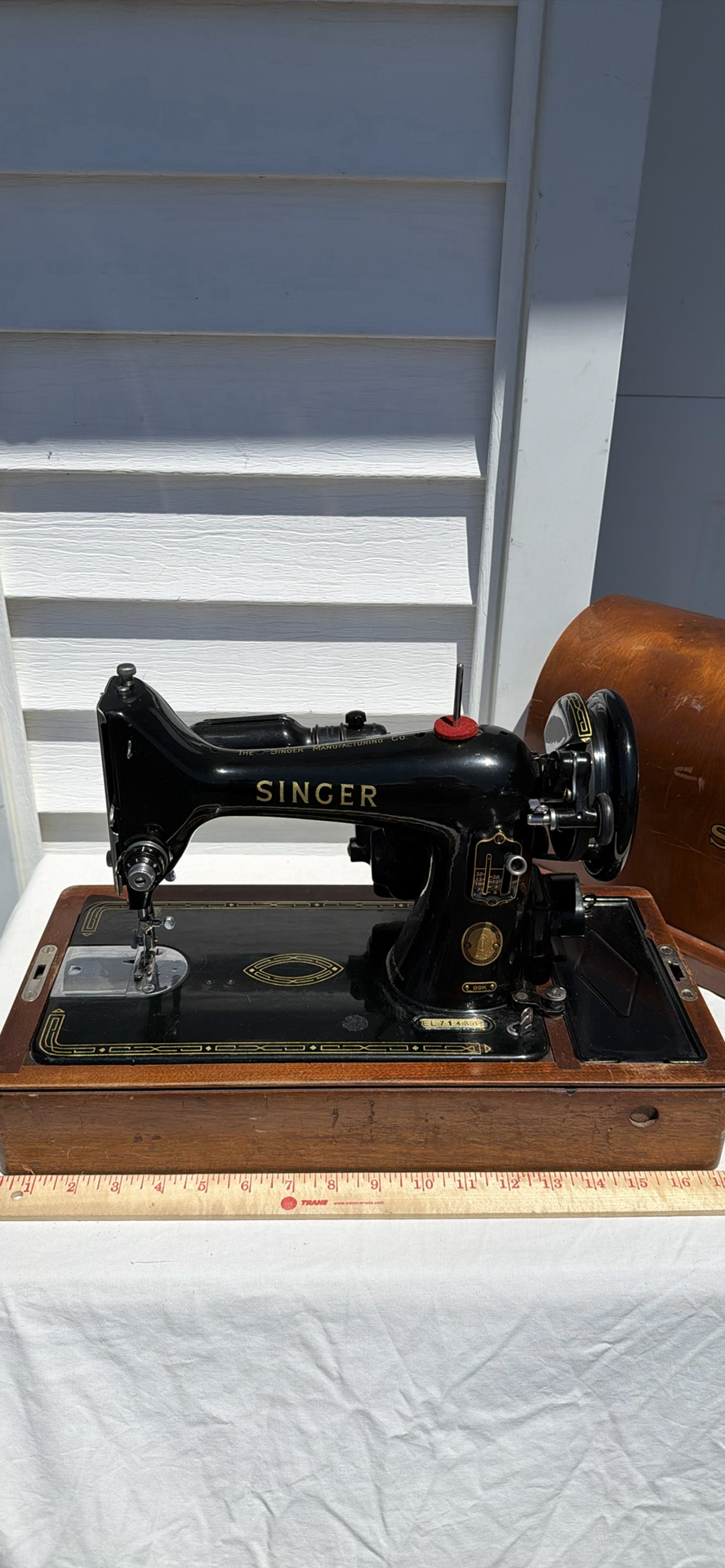 Mid-Century Singer Sewing Machine with Bentwood Case - image 1 of 19