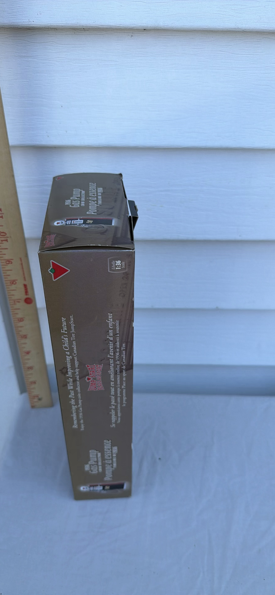 1936 Retro Style Gas Pump Coin Collector by Canadian Tire - image 3 of 8