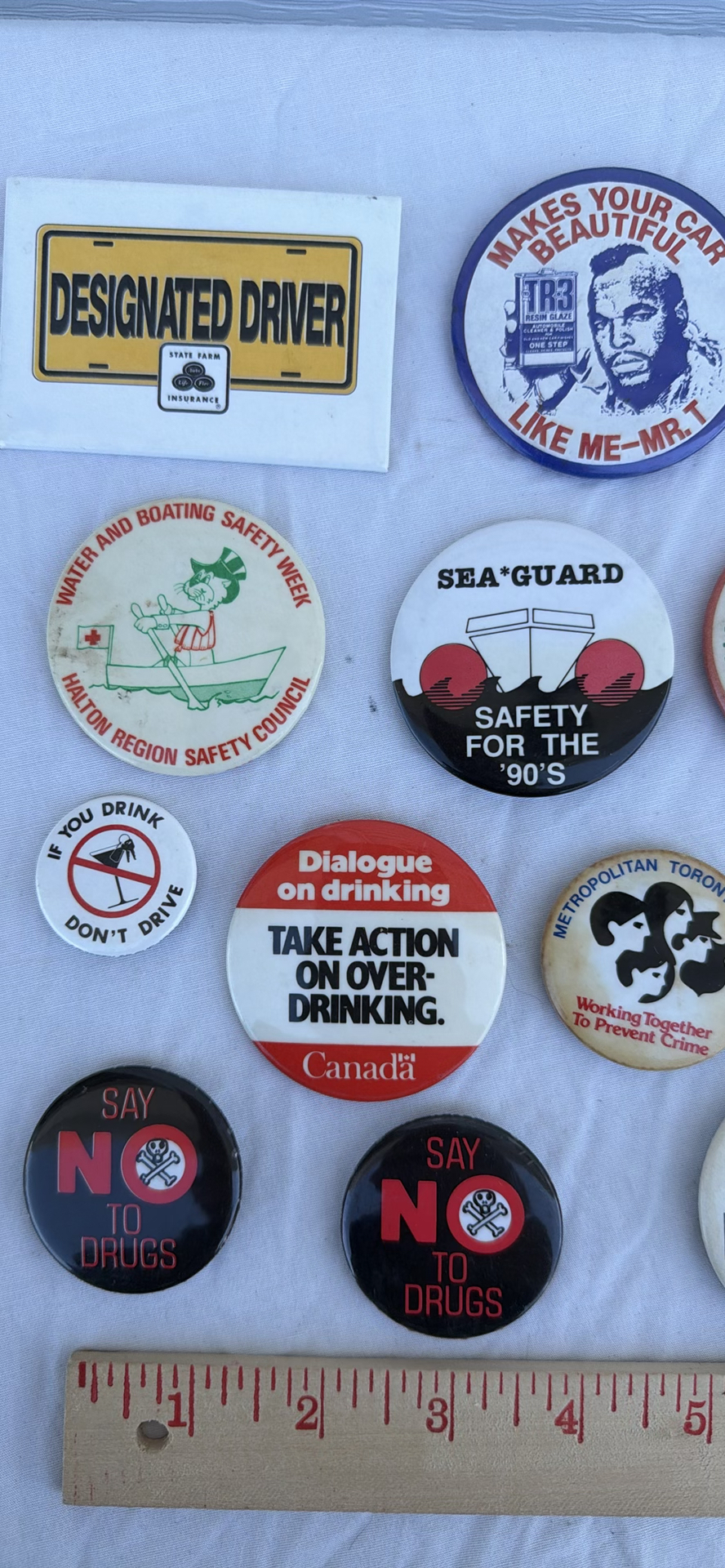 Collection of Vintage Safety and Public Service Pinback Buttons - image 4 of 5