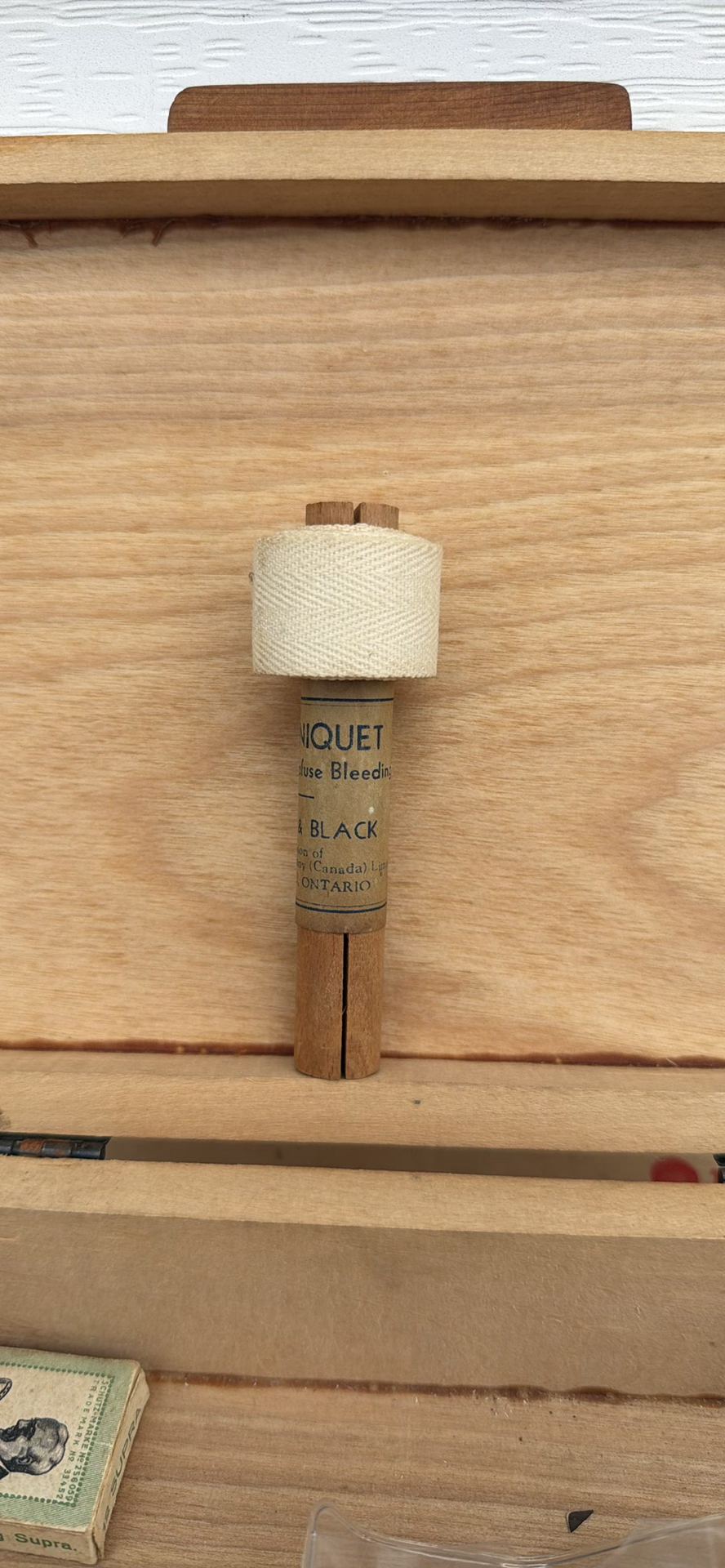 Vintage Watch & Wooden Shaving Kit with Kronenberg Supra Gold Razor Blades - image 16 of 21