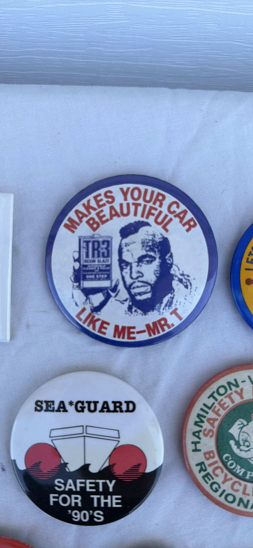 Collection of Vintage Safety and Public Service Pinback Buttons - image 2 of 5