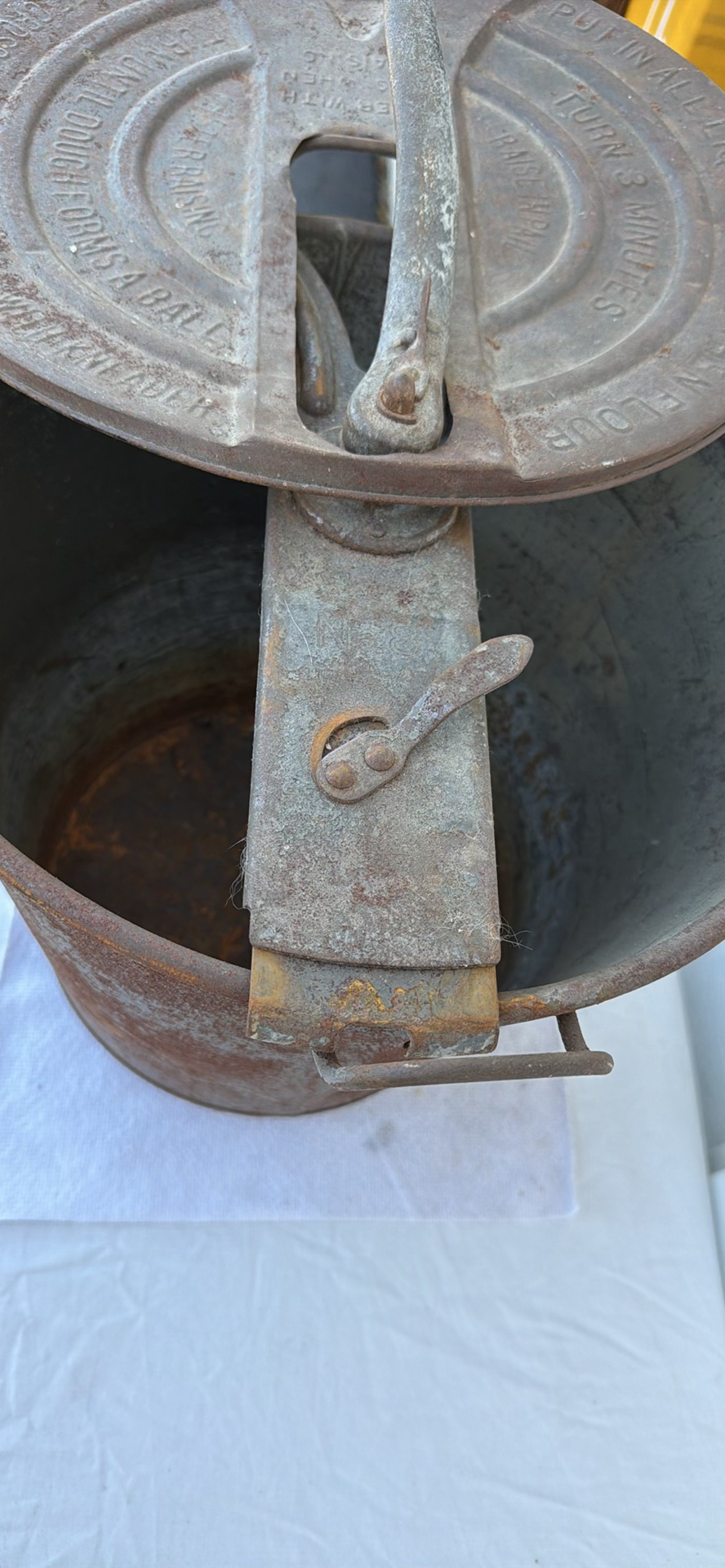 Antique No. 8 Universal Bread Maker Hand-Crank Mixing Bucket - image 9 of 13