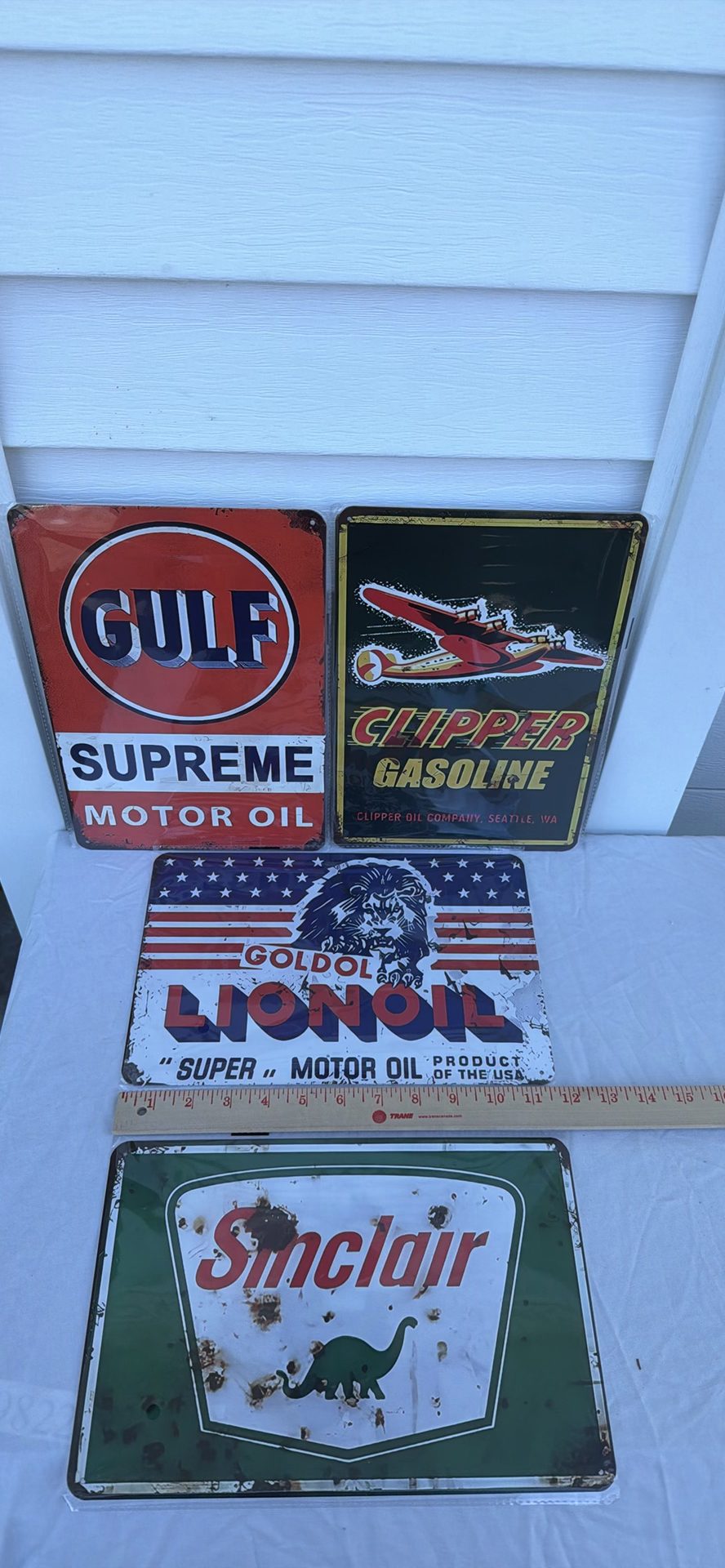 Retro (4) Gas Tin Signs - Gulf, Clipper, Golden Lion, Sinclair - image 1 of 3