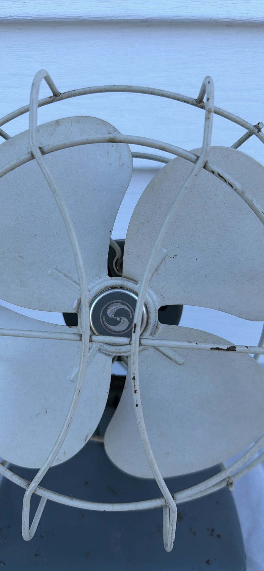 Metal Desk Fan - image 3 of 9