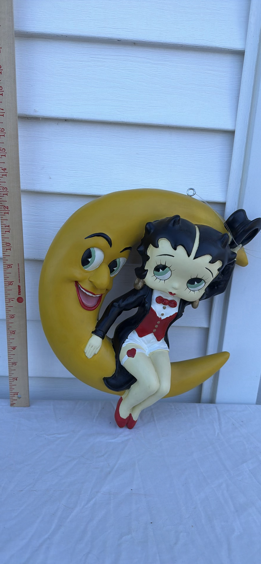 Betty Boop Crescent Moon Wall Hanging Figurine - image 1 of 5