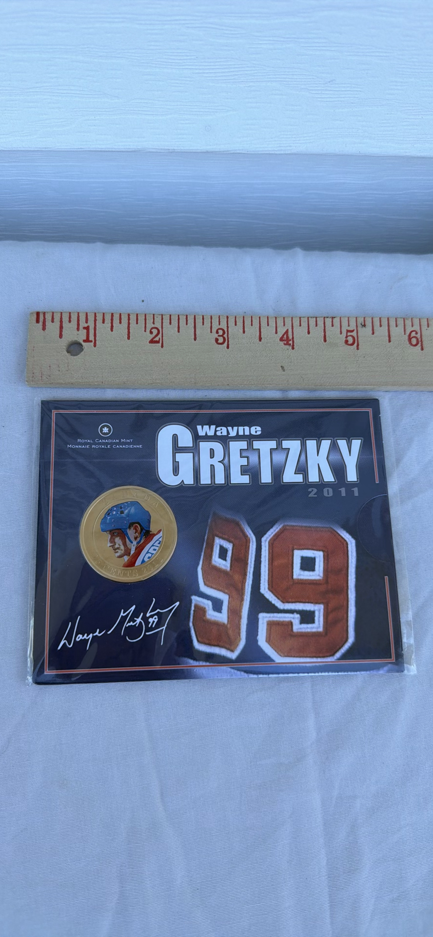 Wayne Gretzky 2011 Royal Canadian Mint Commemorative Coin Card - image 1 of 5