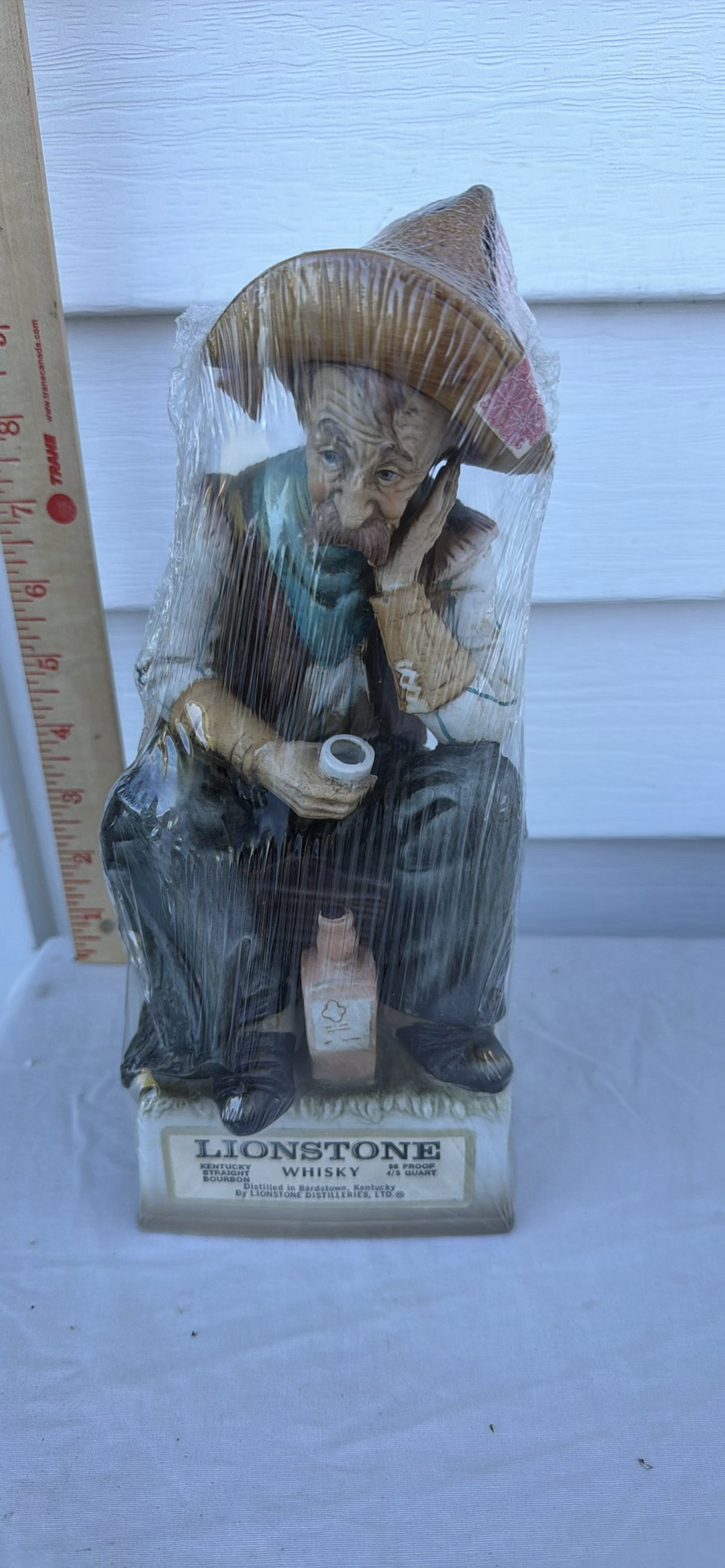 Lionstone Kentucky Straight Bourbon Cowboy Figurine Decanter - image 1 of 9