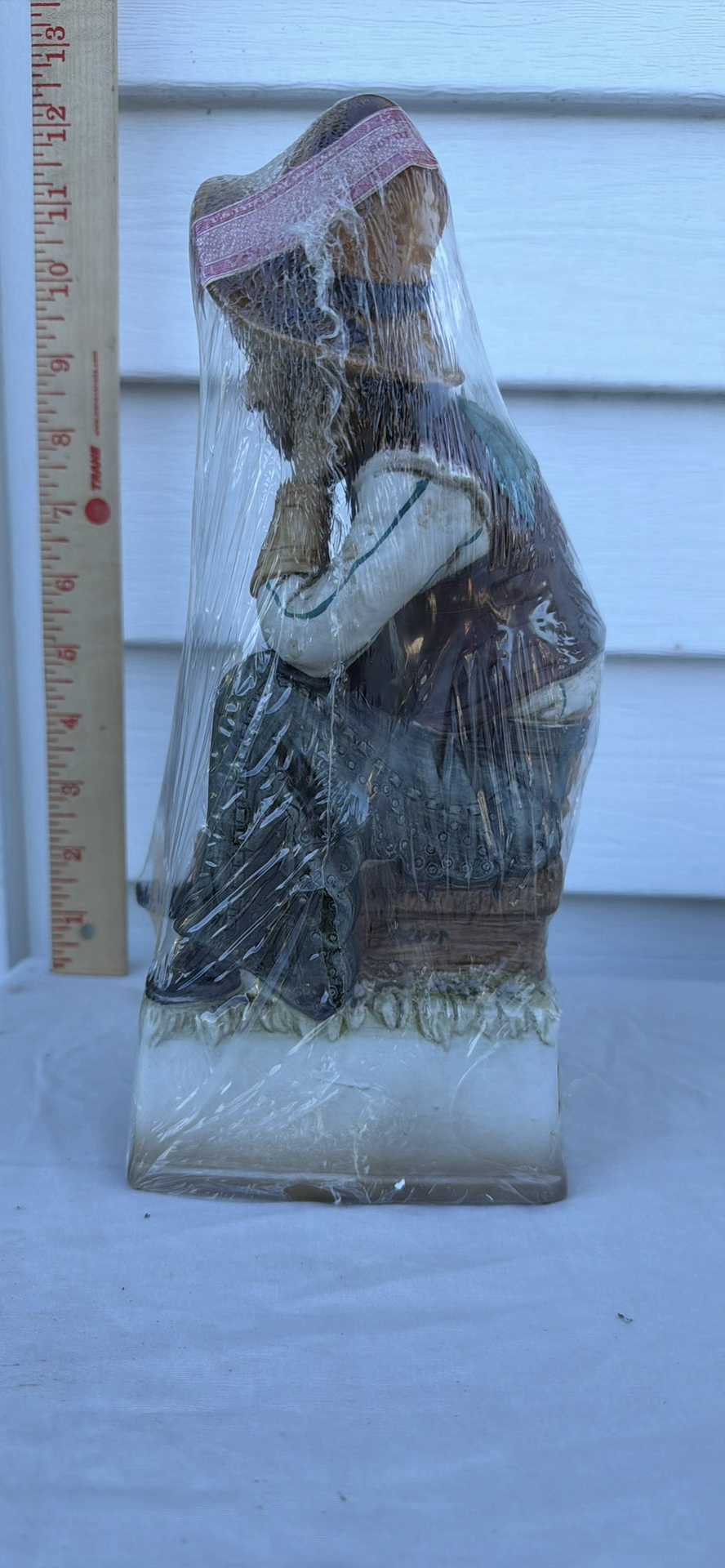 Lionstone Kentucky Straight Bourbon Cowboy Figurine Decanter - image 8 of 9